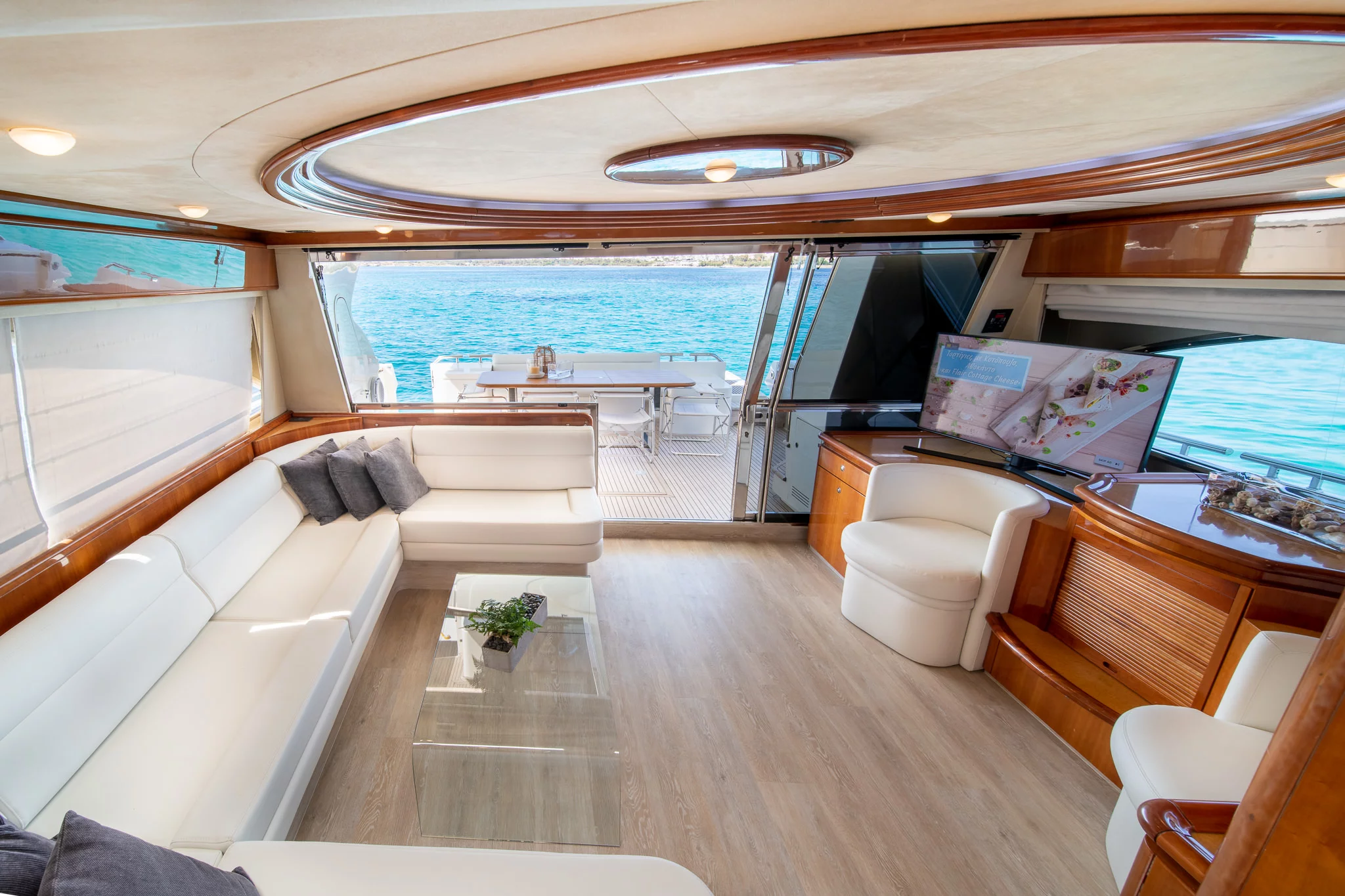 Ferretti 68 (SIMPLY BRILLIANT)  - 29