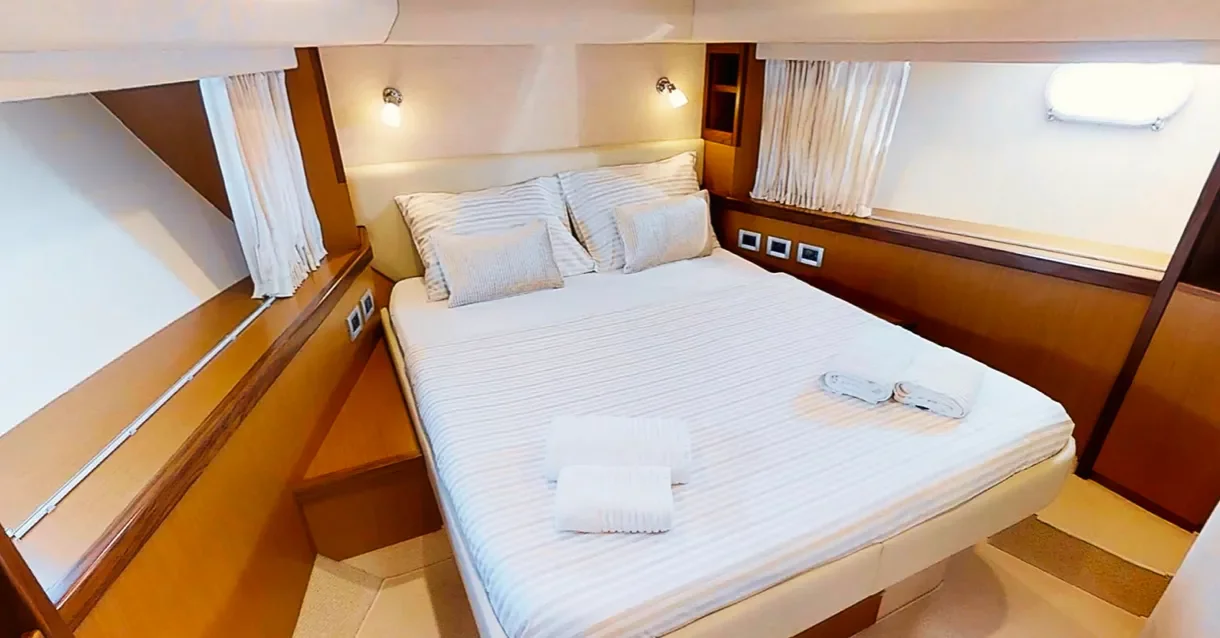 Ferretti 630 (ESCAPE)  - 9