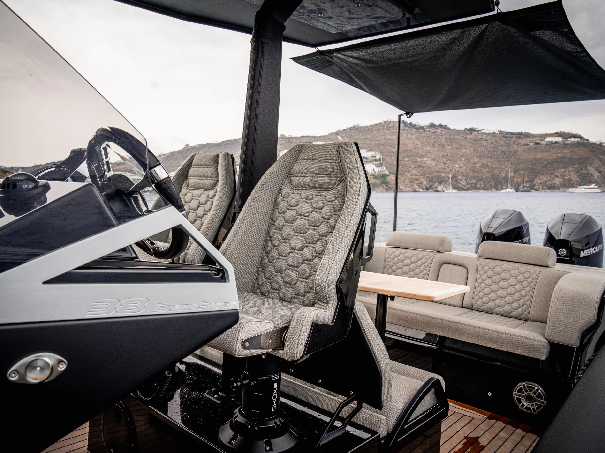 Technohull 38 Grand Sport (SEADUCTION) Interior image - 14
