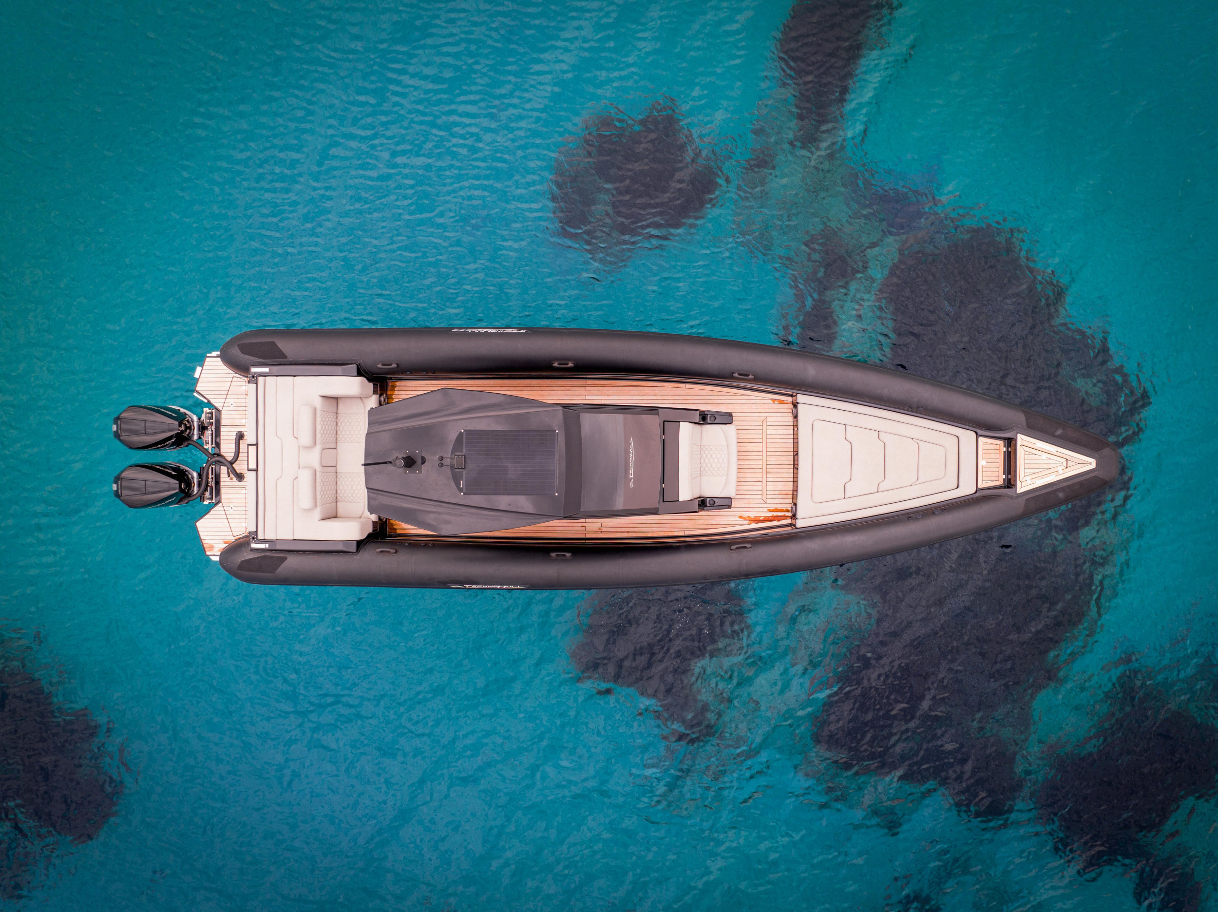 Photo #14 - Technohull 38 Grand Sport (SEADUCTION) en Mykonos - 61608