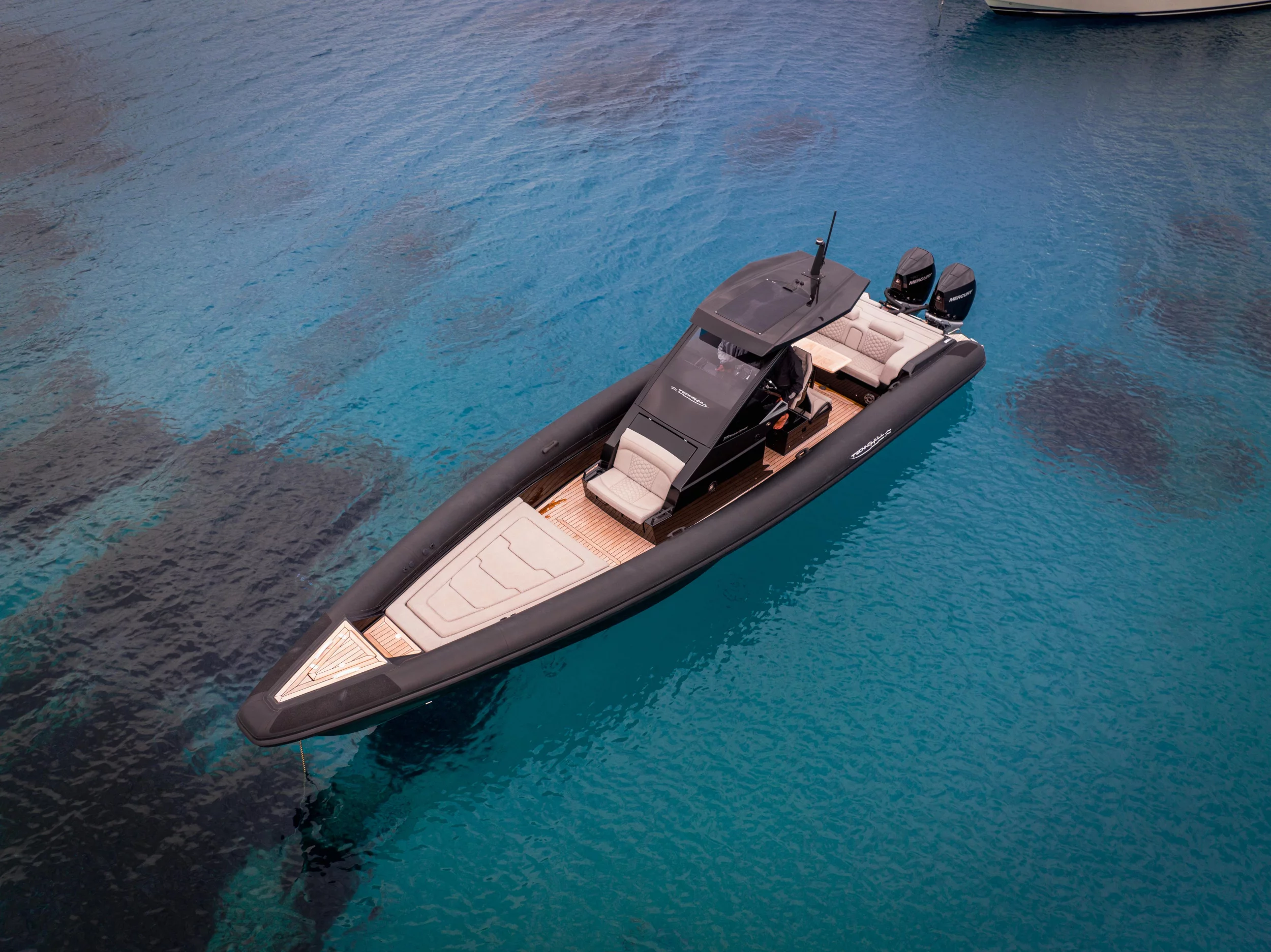 Technohull 38 Grand Sport (SEADUCTION)  - 12