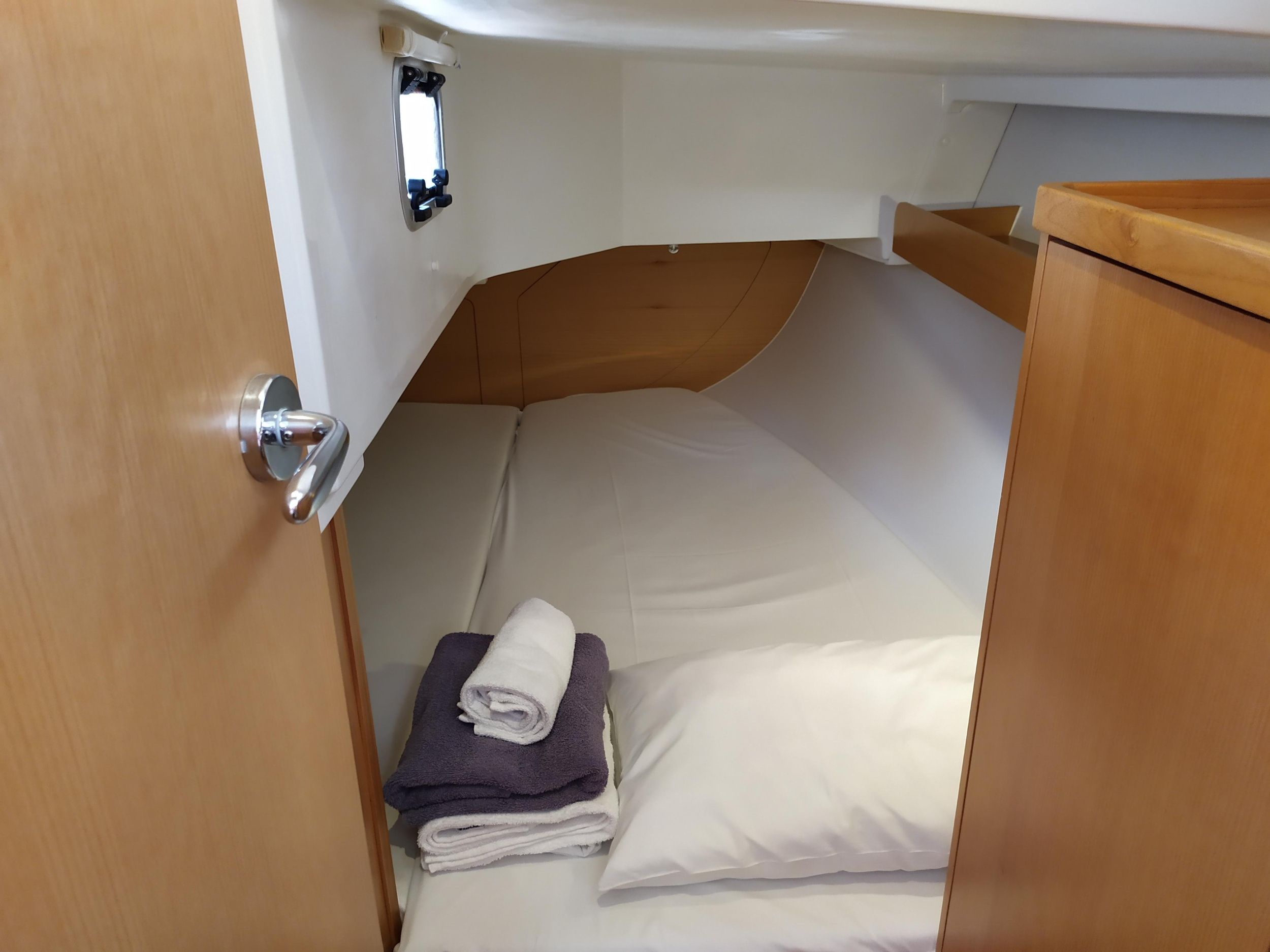 Photo #5 - Sun Odyssey 319 (Amathea) en Volos - 11262