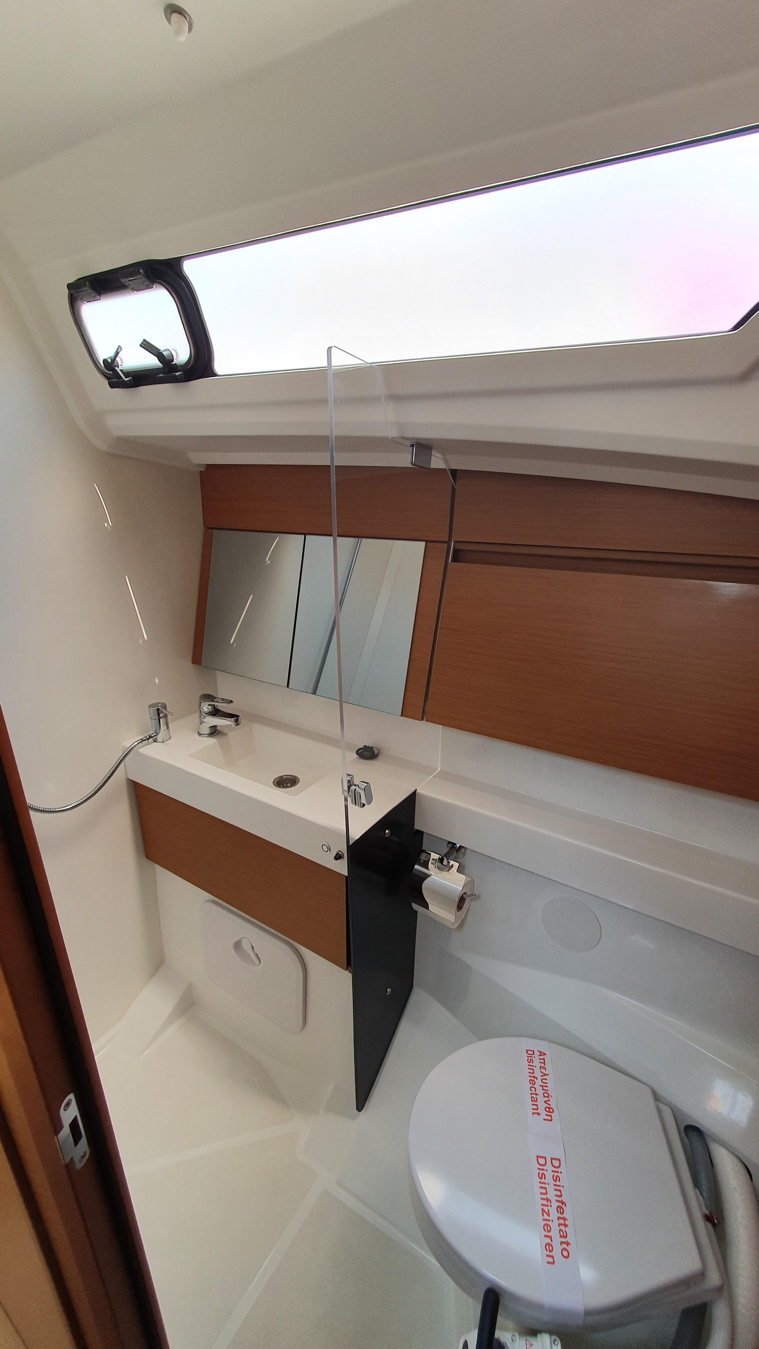 Photo #15 - Sun Odyssey 410 (Kymothoe) in Volos - 17905