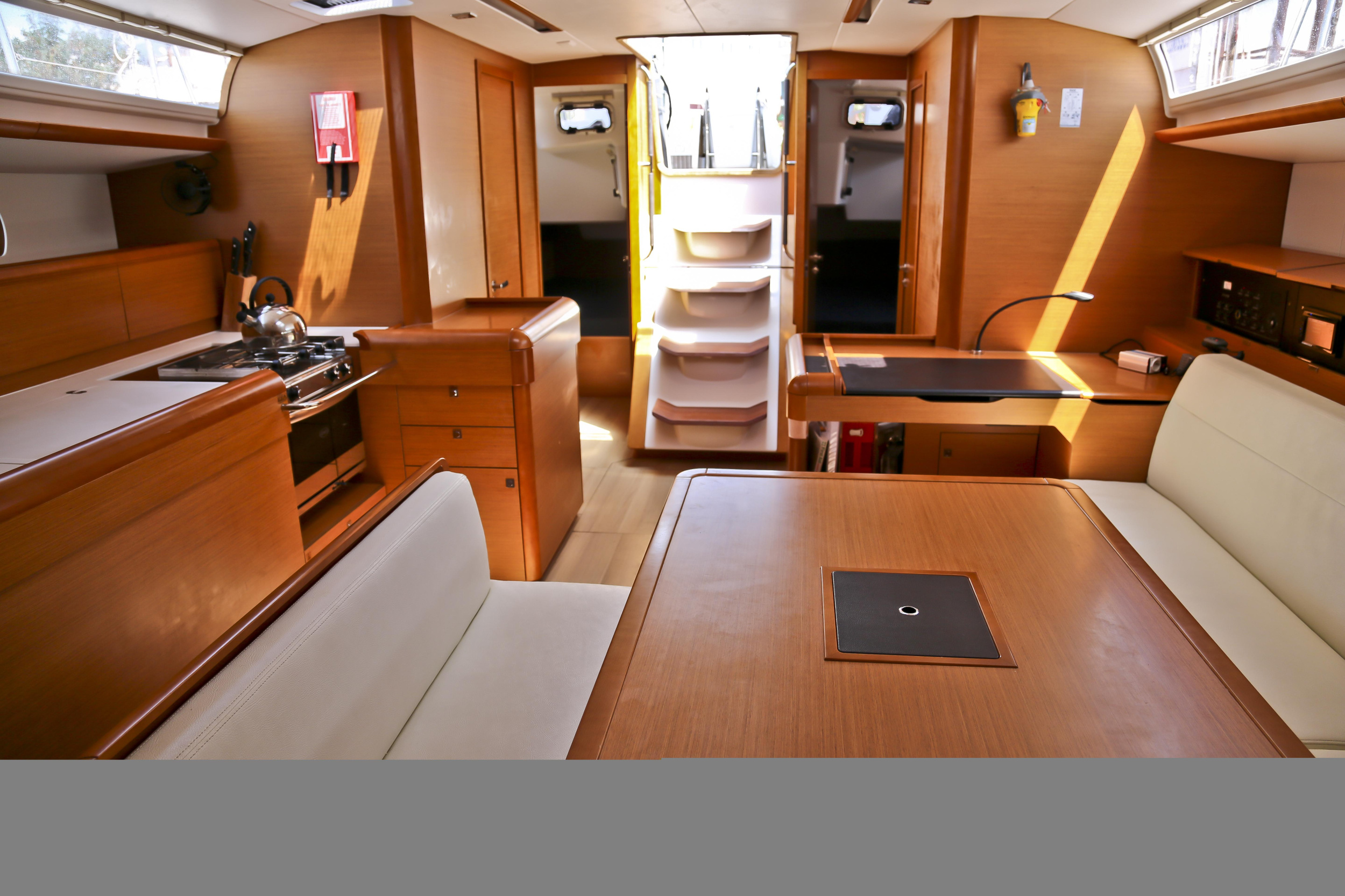 Photo #5 - Sun Odyssey 509 (Amfitriti) in Loutraki - 23541