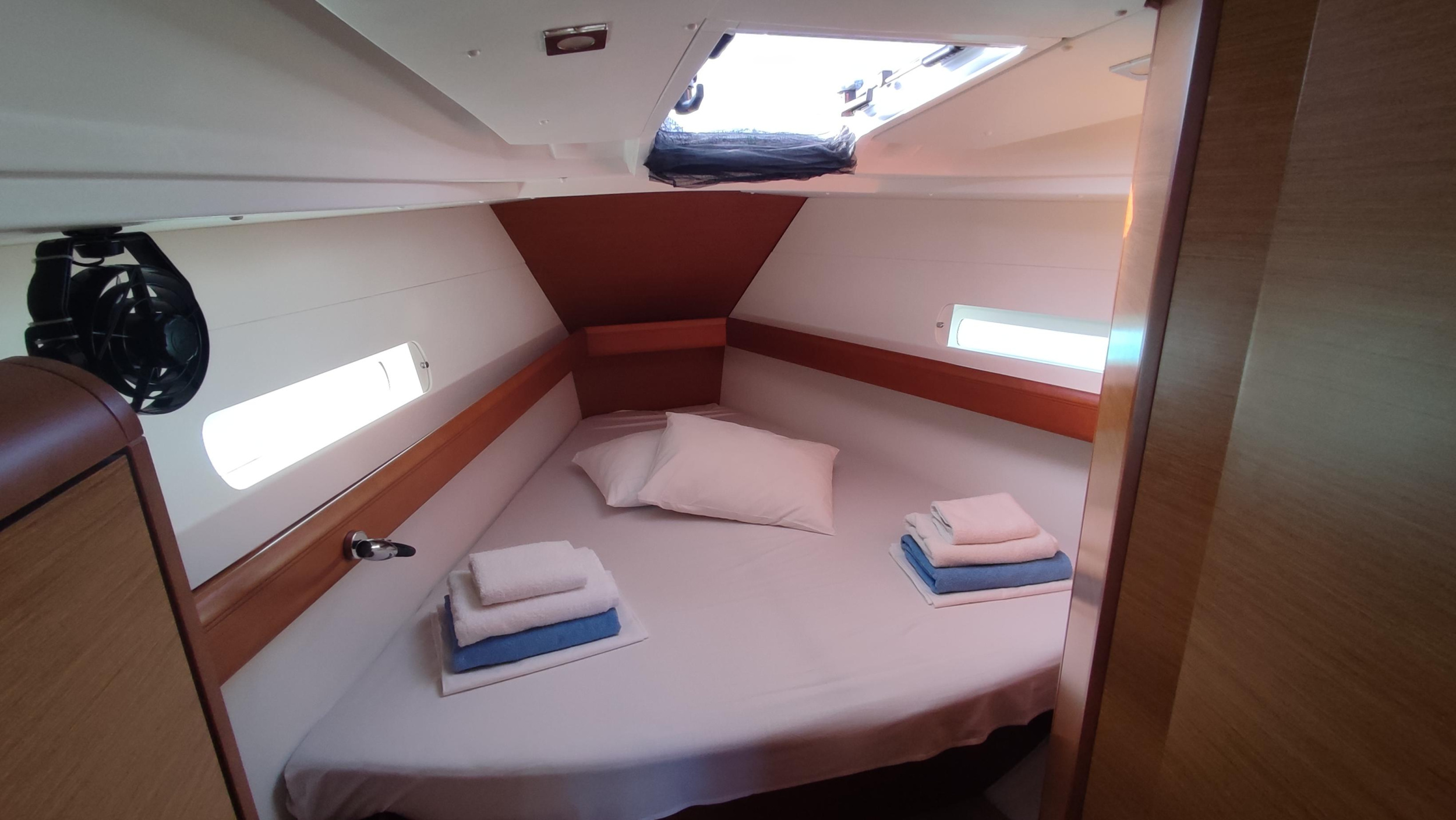 Photo #7 - Sun Odyssey 419 (Eione) en Volos - 11334