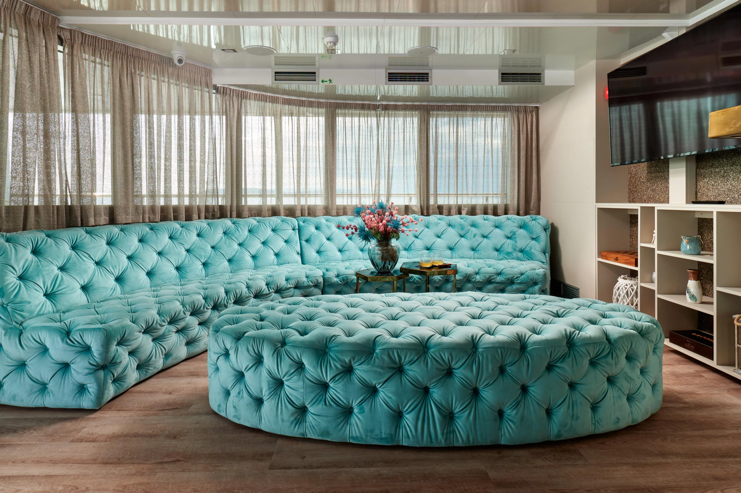 Motoryacht Ohana (Ohana)  - 27