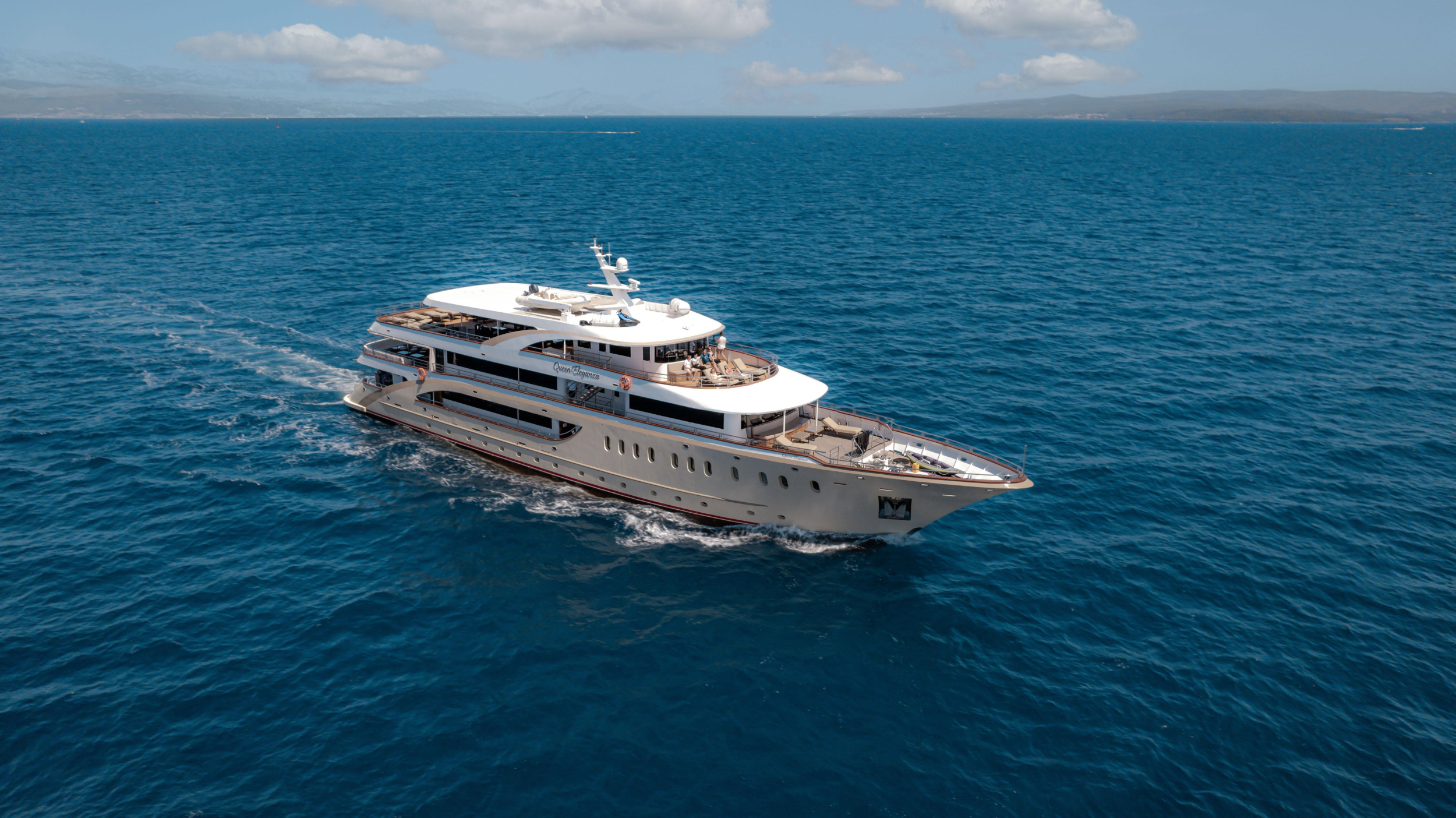 Photo #14 - Motoryacht Queen Eleganza (Queen Eleganza) en Split - 21036
