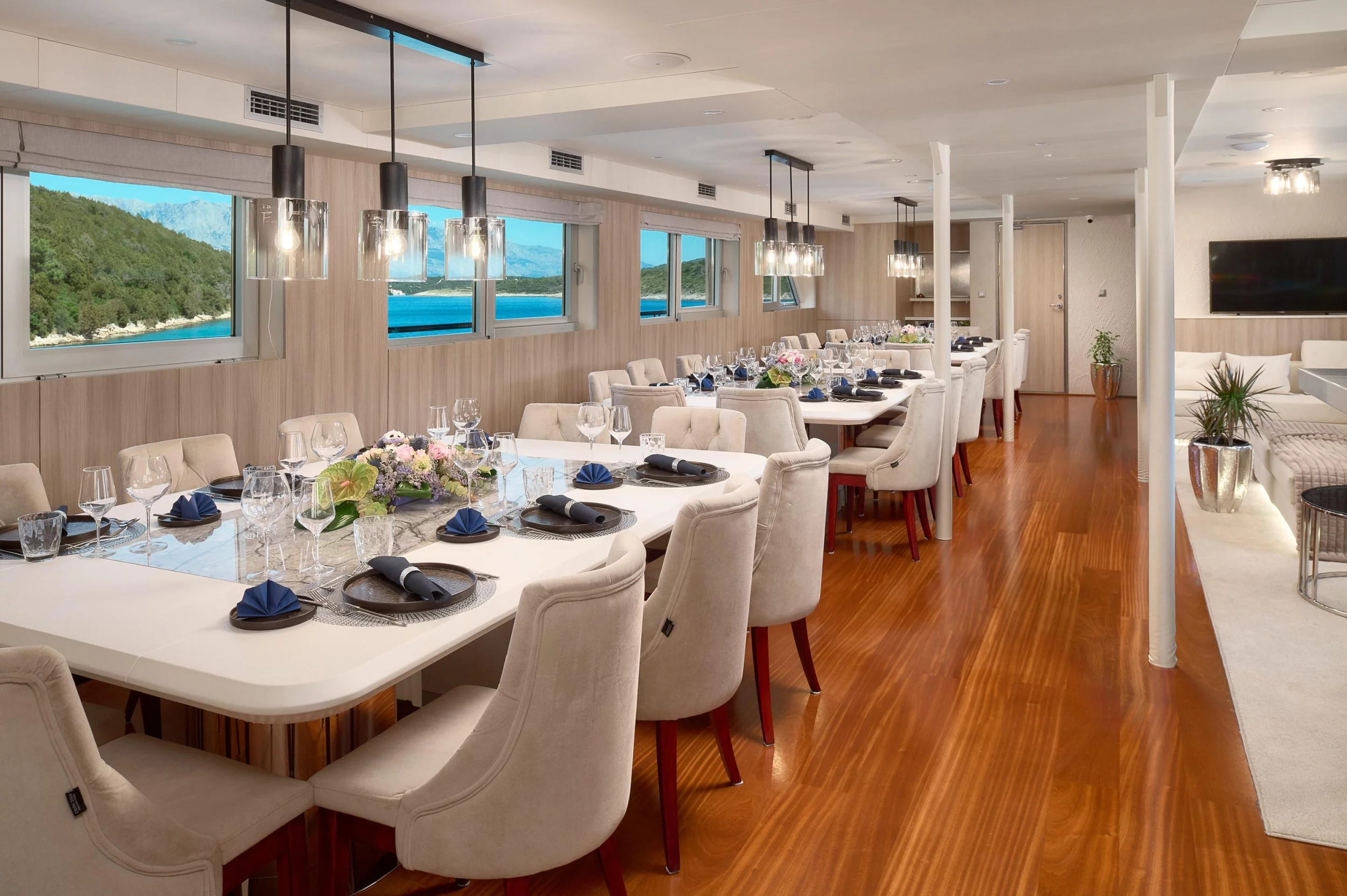 Motoryacht Cristal (Cristal)  - 32