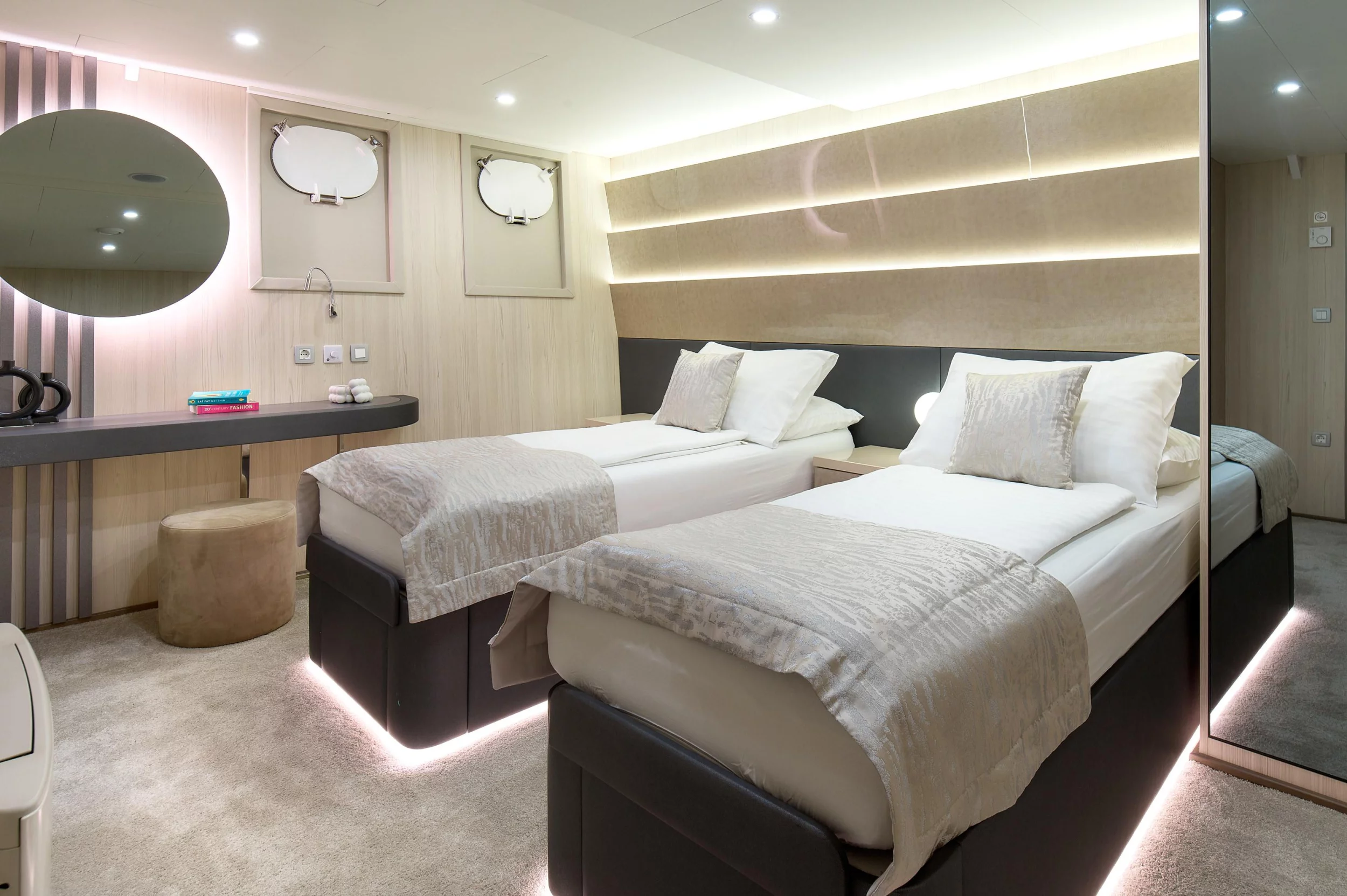 Motoryacht Cristal (Cristal)  - 27