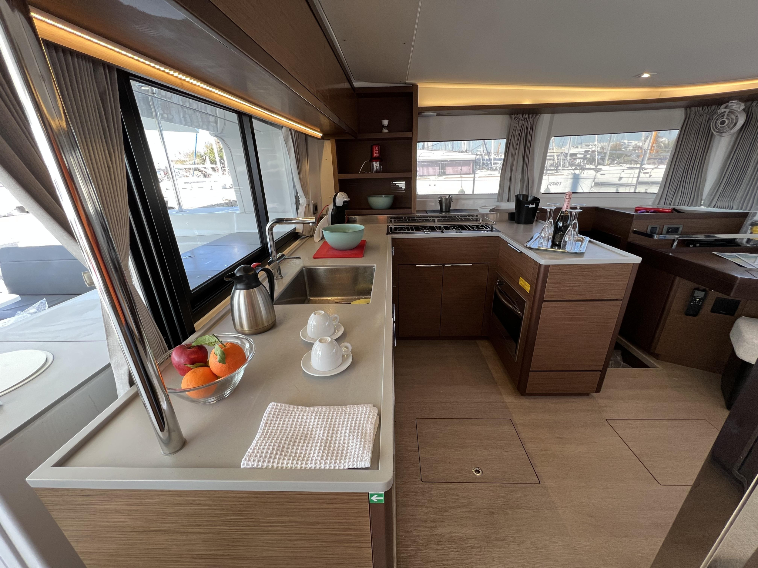 Photo #18 - Lagoon 46 (KALISI MOU (air condition, , ) _Skippered Only_) in Athens - 11198