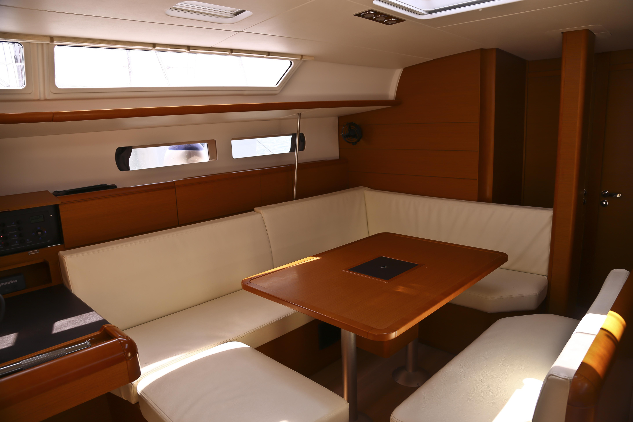 Photo #10 - Sun Odyssey 469 (Thoe) in Volos - 23542