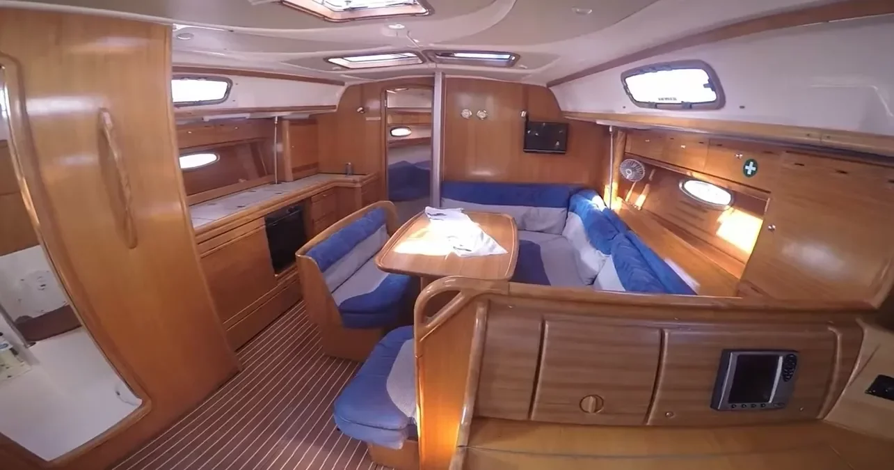 Bavaria 39 (Orestis)  - 4