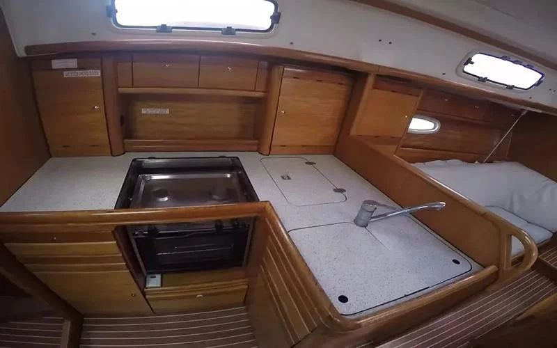 Bavaria 37 (Alexandros I)  - 1