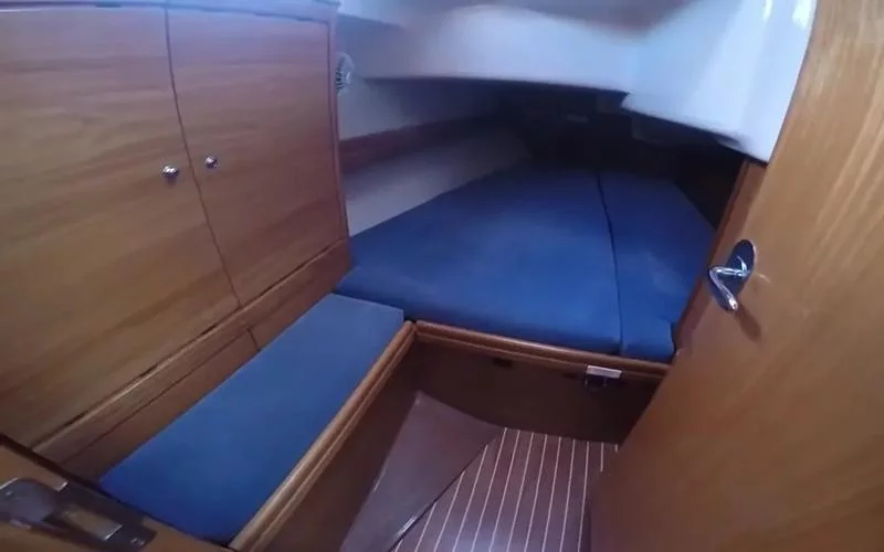 Bavaria 37 (Alexandros I)  - 17