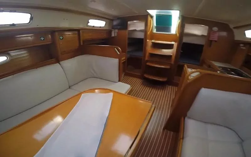 Bavaria 37 (Alexandros I)  - 2