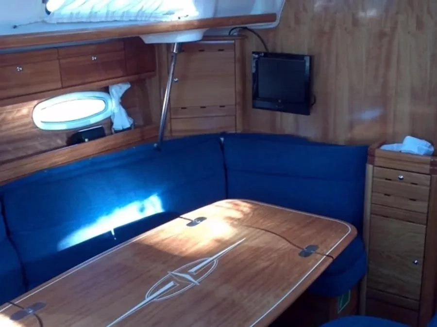 Bavaria 50 (Paolo) Interior image - 1
