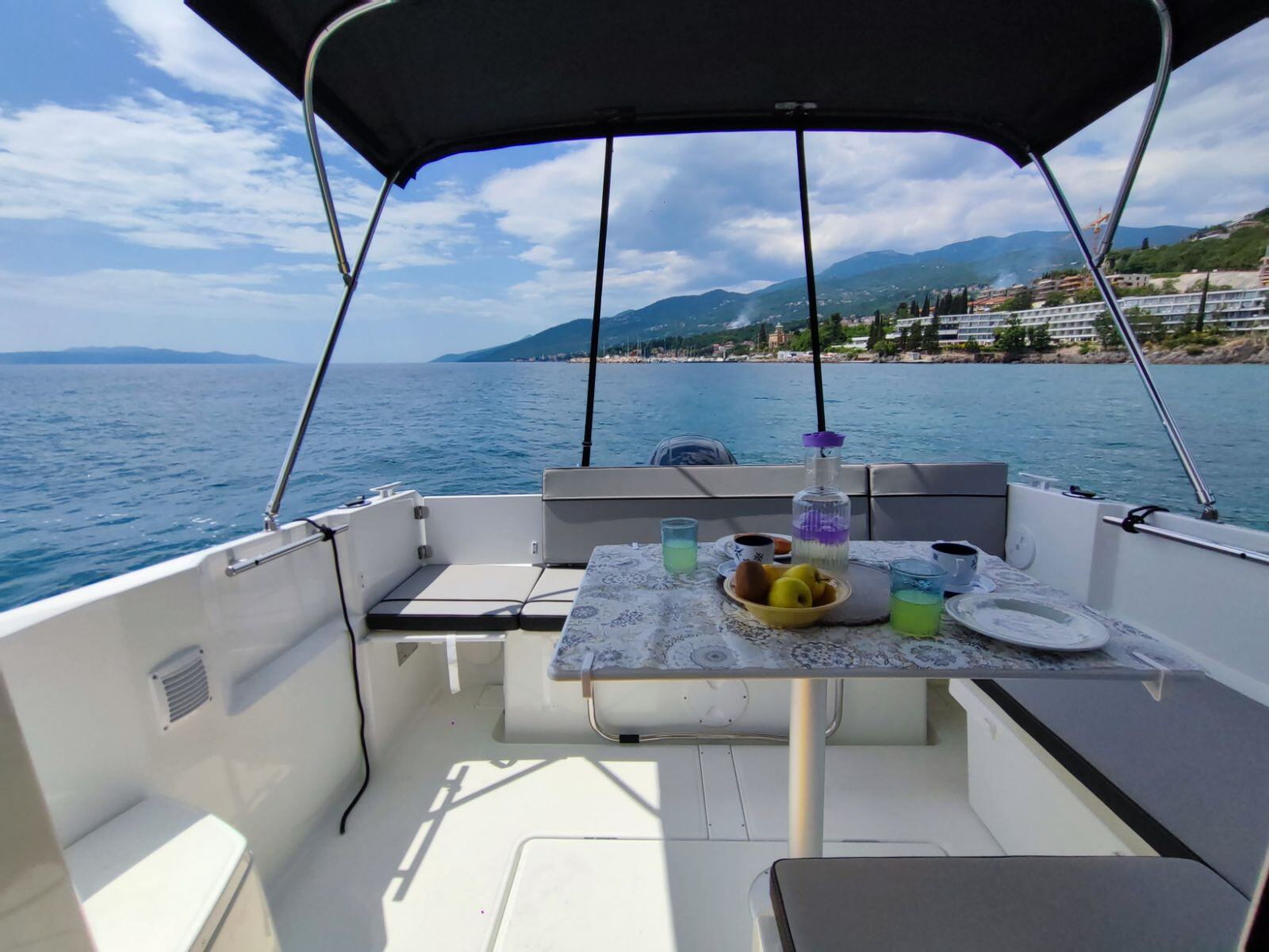 Photo #7 - Merry Fisher 695 (SUNNY DAY) in Opatija - 61171
