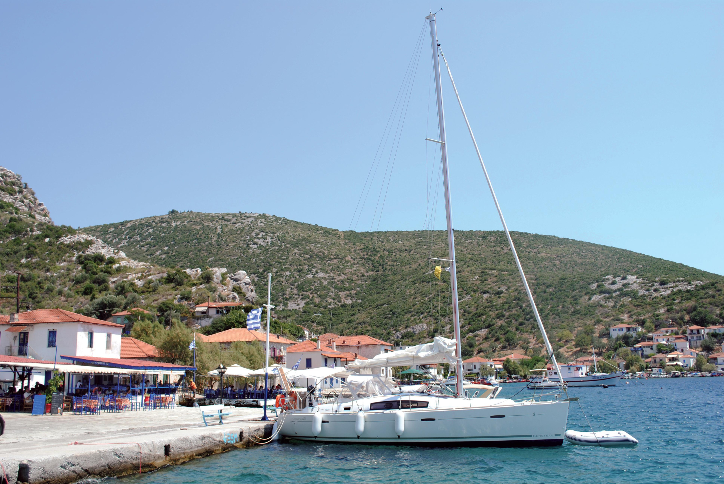 Photo #4 - Oceanis 40 (Thalassa) in Volos - 23545