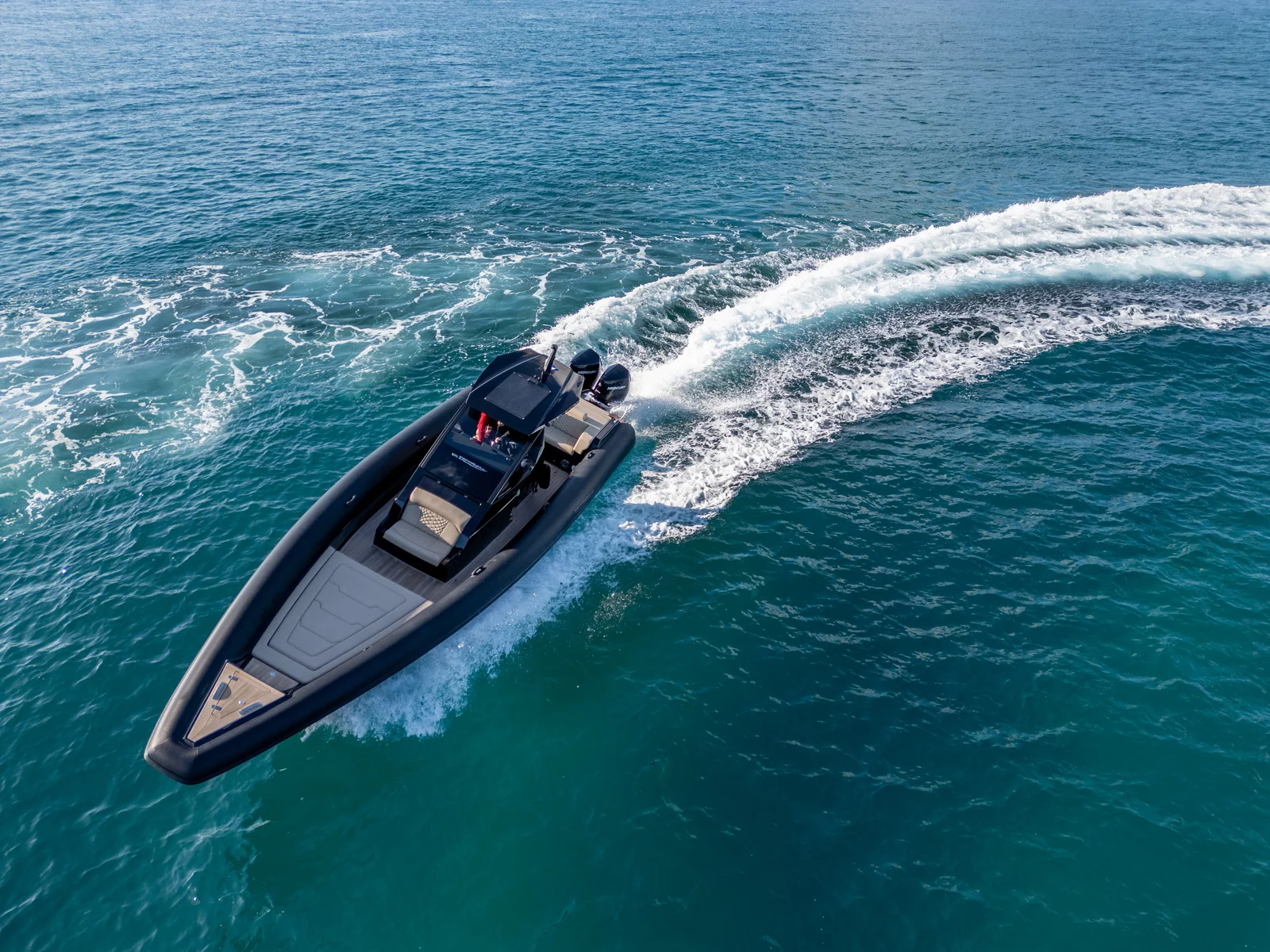Technohull 38 Grand Sport (Thyella)  - 9