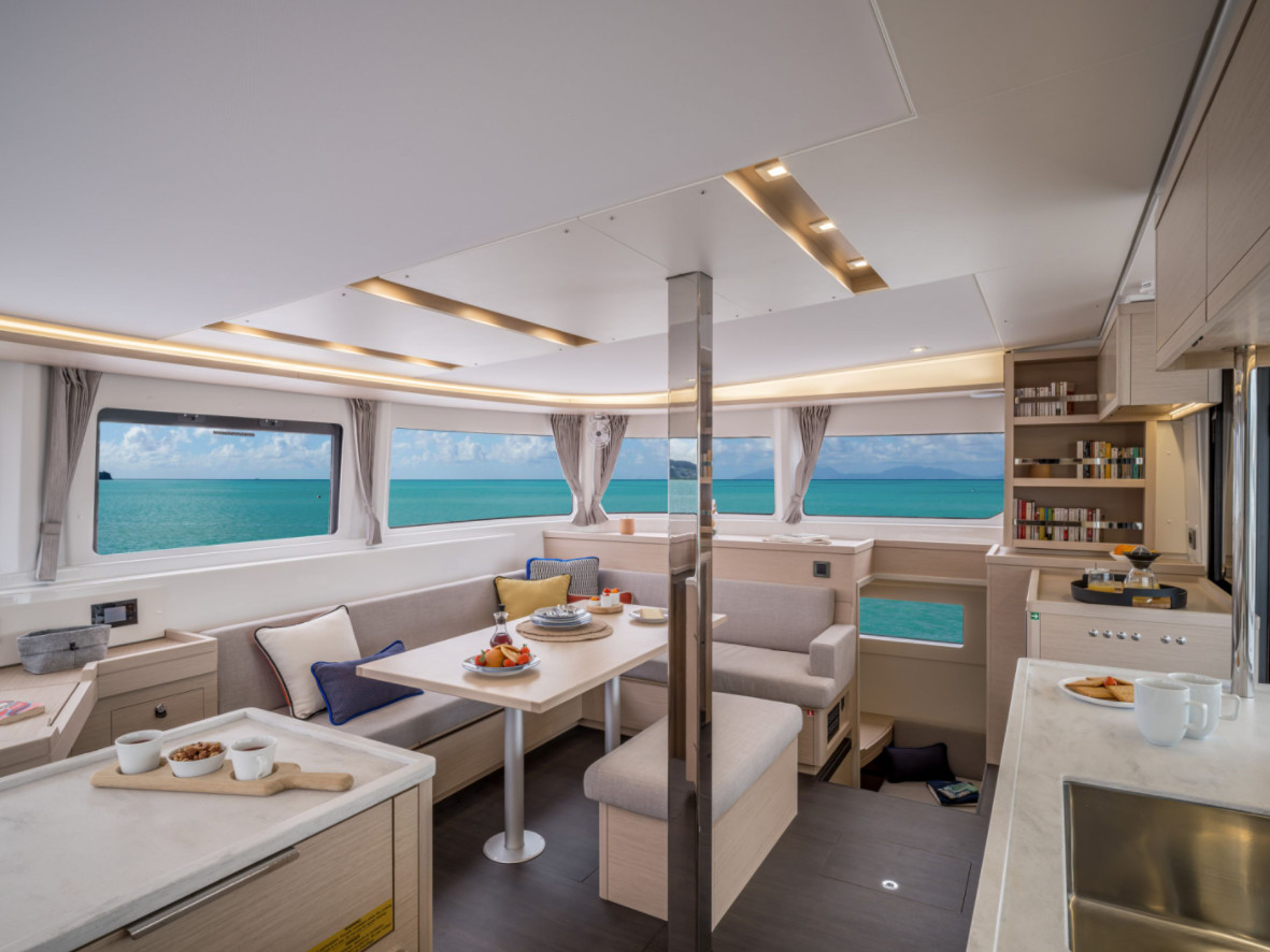 Photo #17 - Lagoon 46 Flybridge (SunDay) en Santorin - 23751