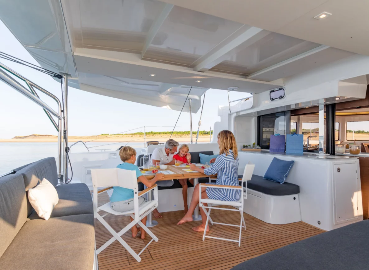 Lagoon 46 Flybridge (SunDay)  - 12