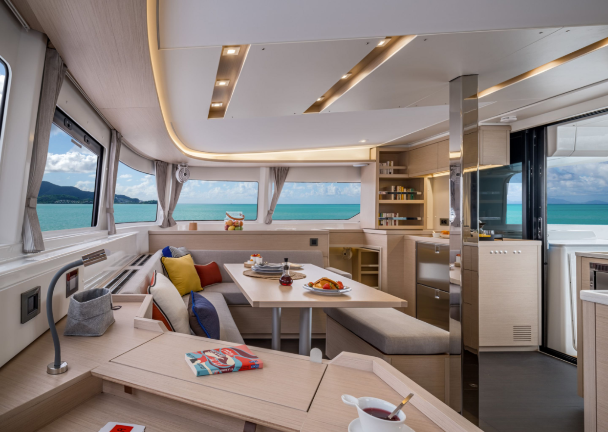 Photo #9 - Lagoon 46 Flybridge (SunDay) en Santorin - 23751