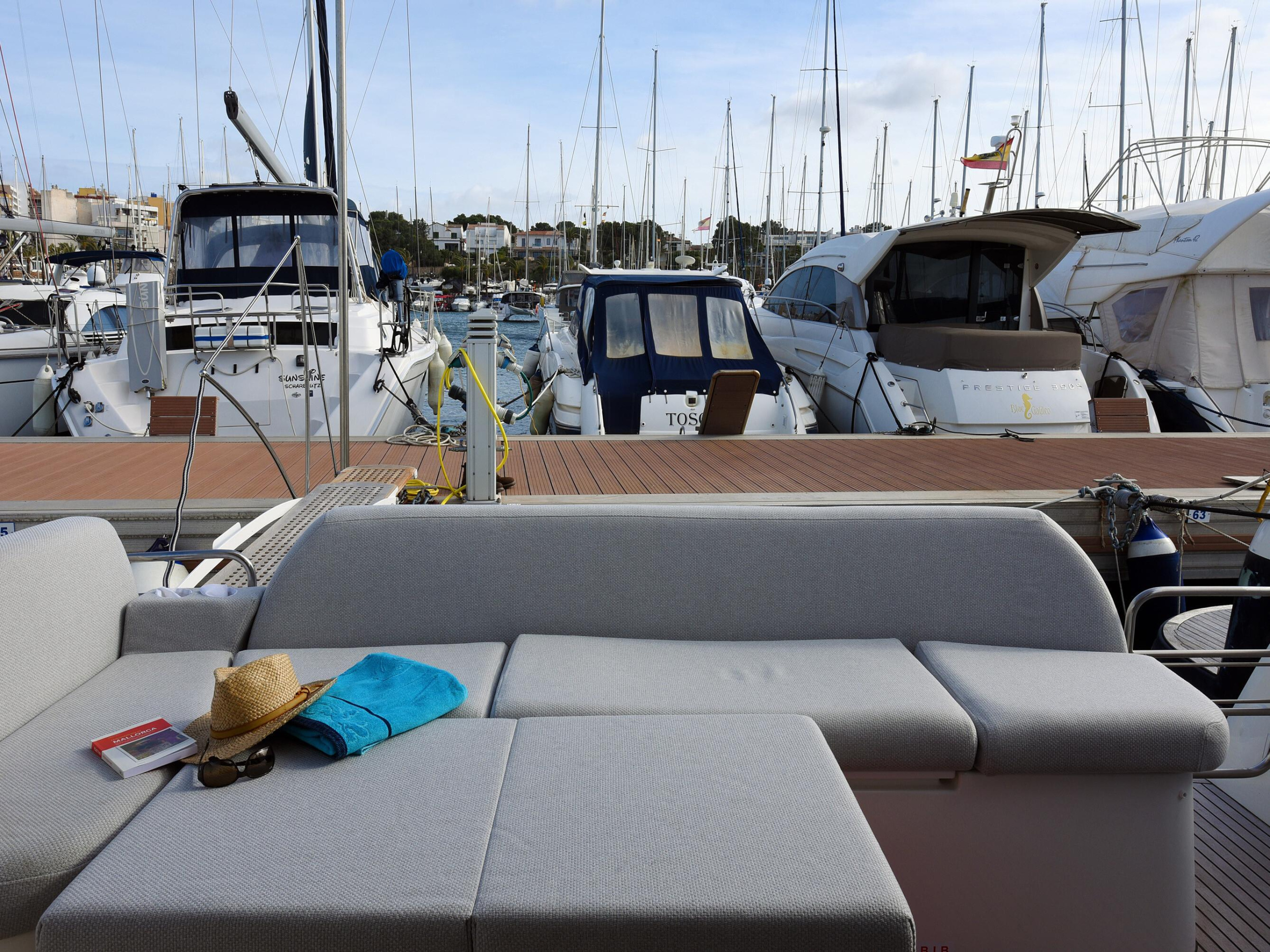 Photo #8 - Prestige 420 Fly (MY LOVE II) in El Arenal - 61172