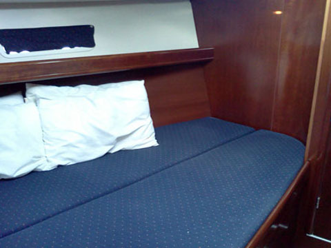 Photo #5 - Oceanis 393 Clipper (Hinitsa) in Corfù - 11109