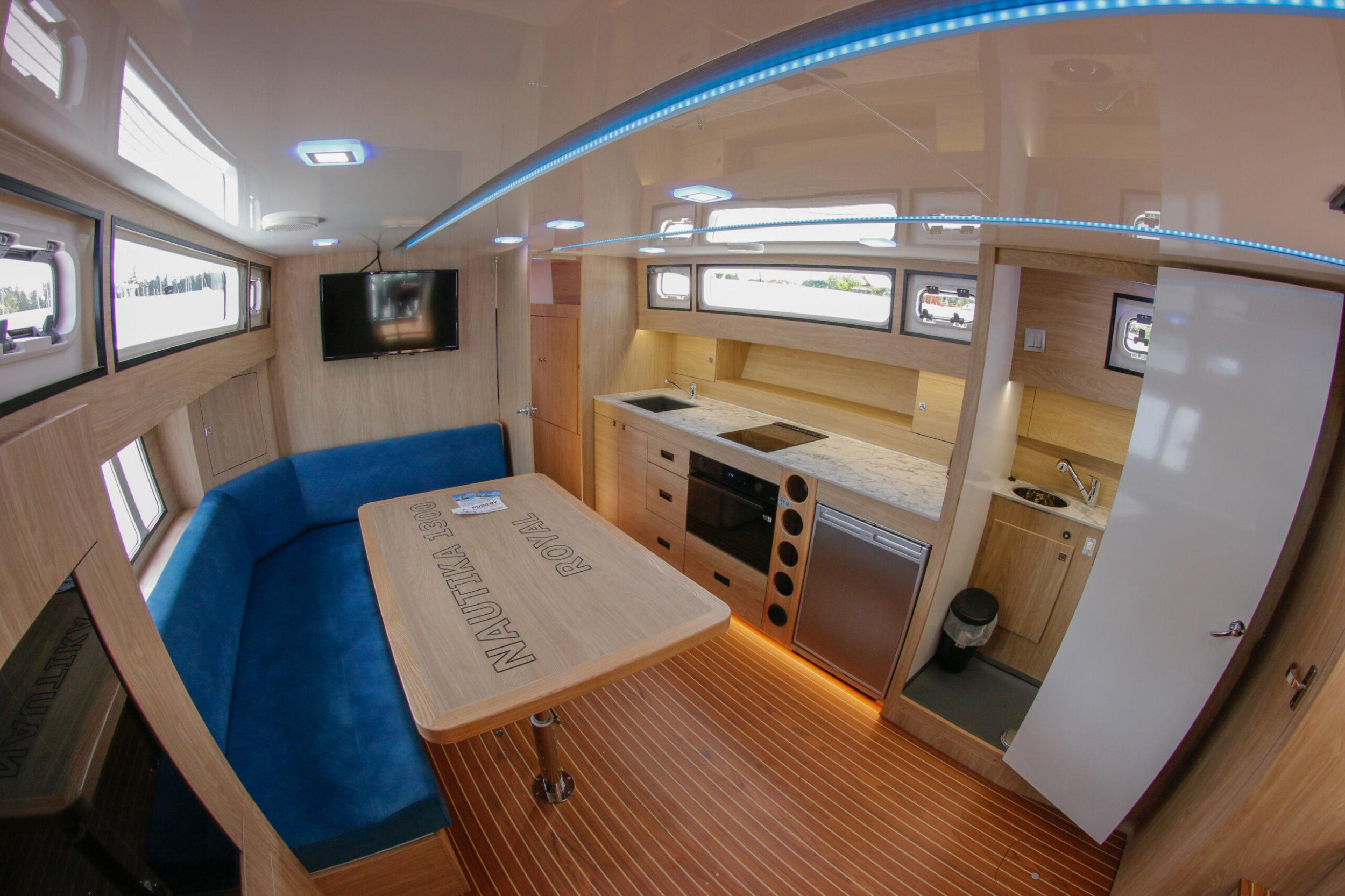 Photo #4 - Nautika 1300 ROYAL (Nautika 1300 Royal) en Wilkasy - 61173