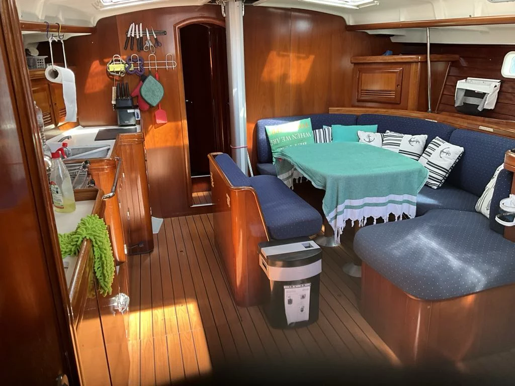 Oceanis 473 (White Lady I) Interior image - 1