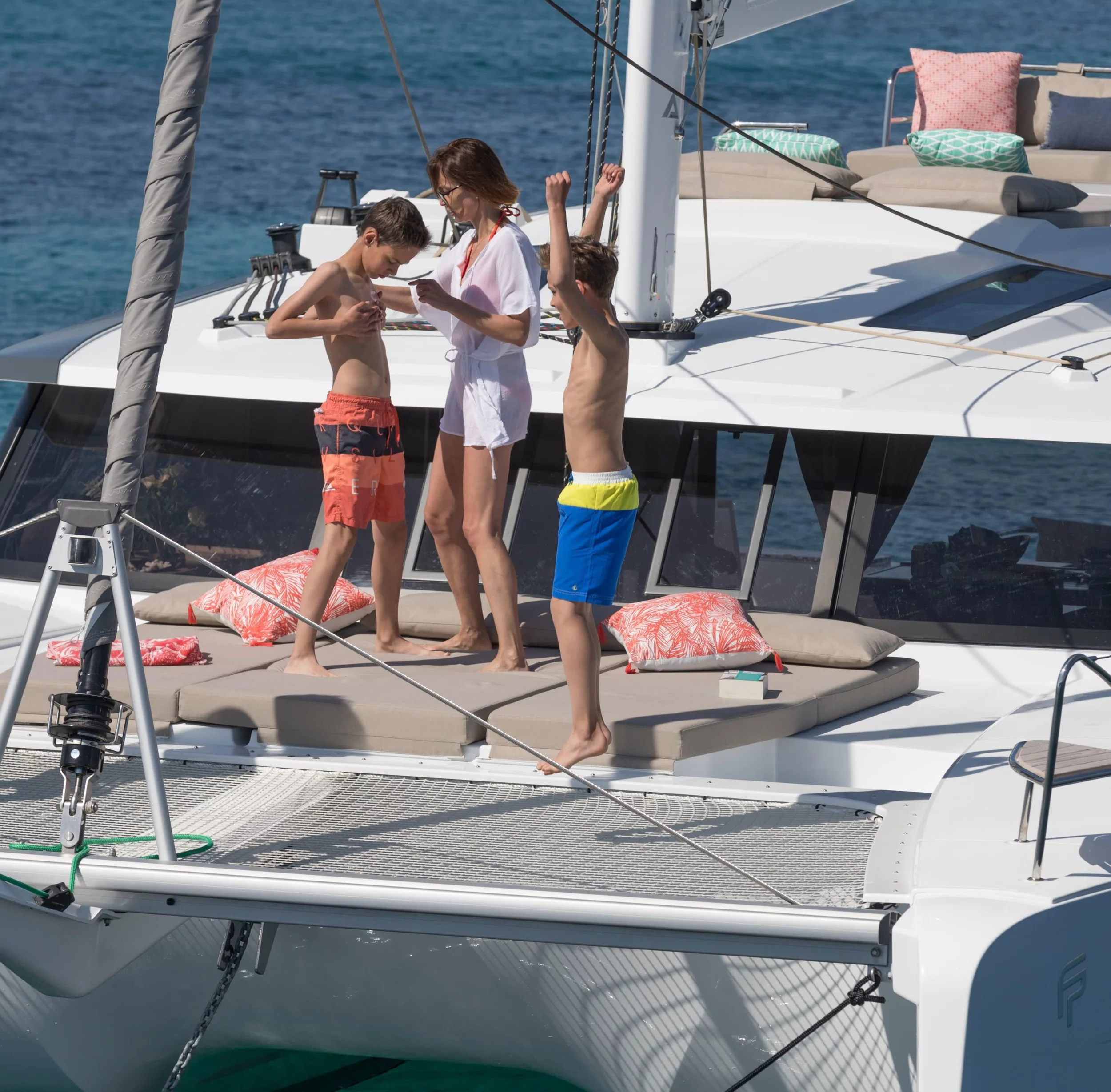 Saona 47 (White Coral)  - 10