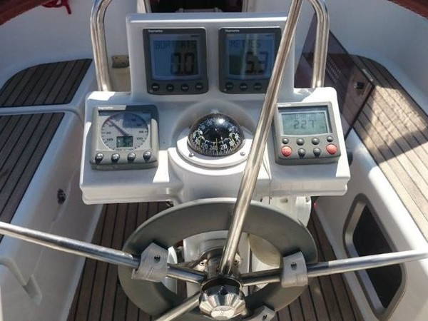 Photo #2 - Jeanneau Sun Odyssey 33i (Mare Doro) en Athènes - 61051