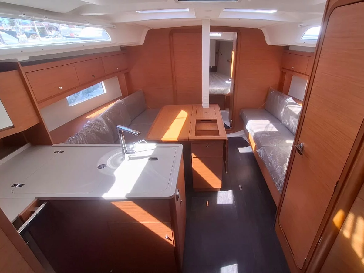 Dufour 37 (Nala) Interior image - 2