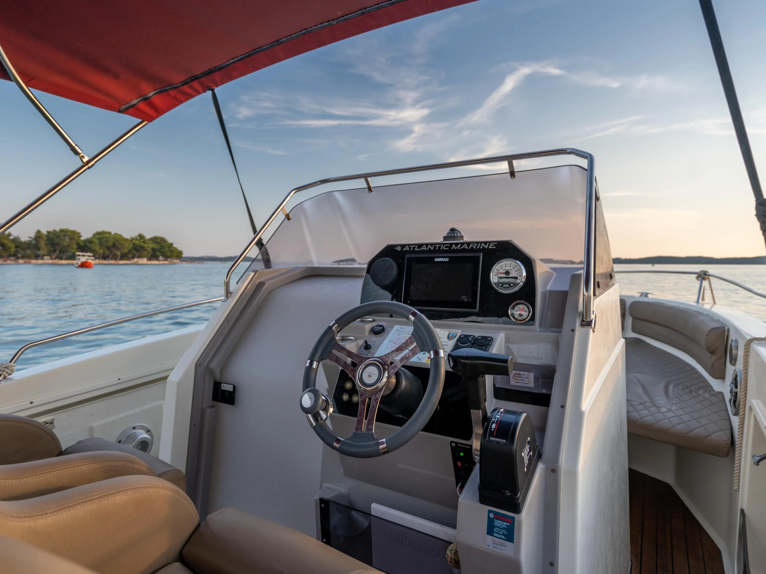 Atlantic Marine 750 (Atlantic Marine)  - 3