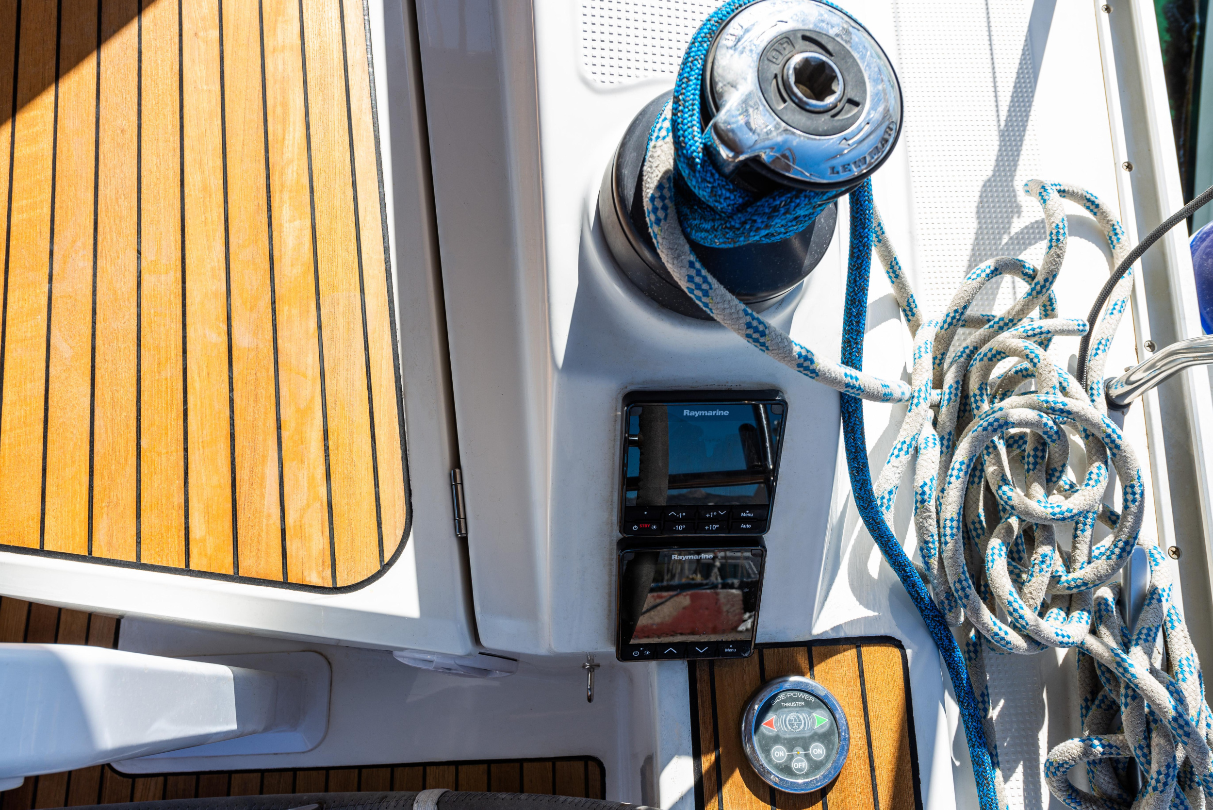 Photo #4 - Bavaria 37 (Jack Of London) in Nea Peramos - 18126