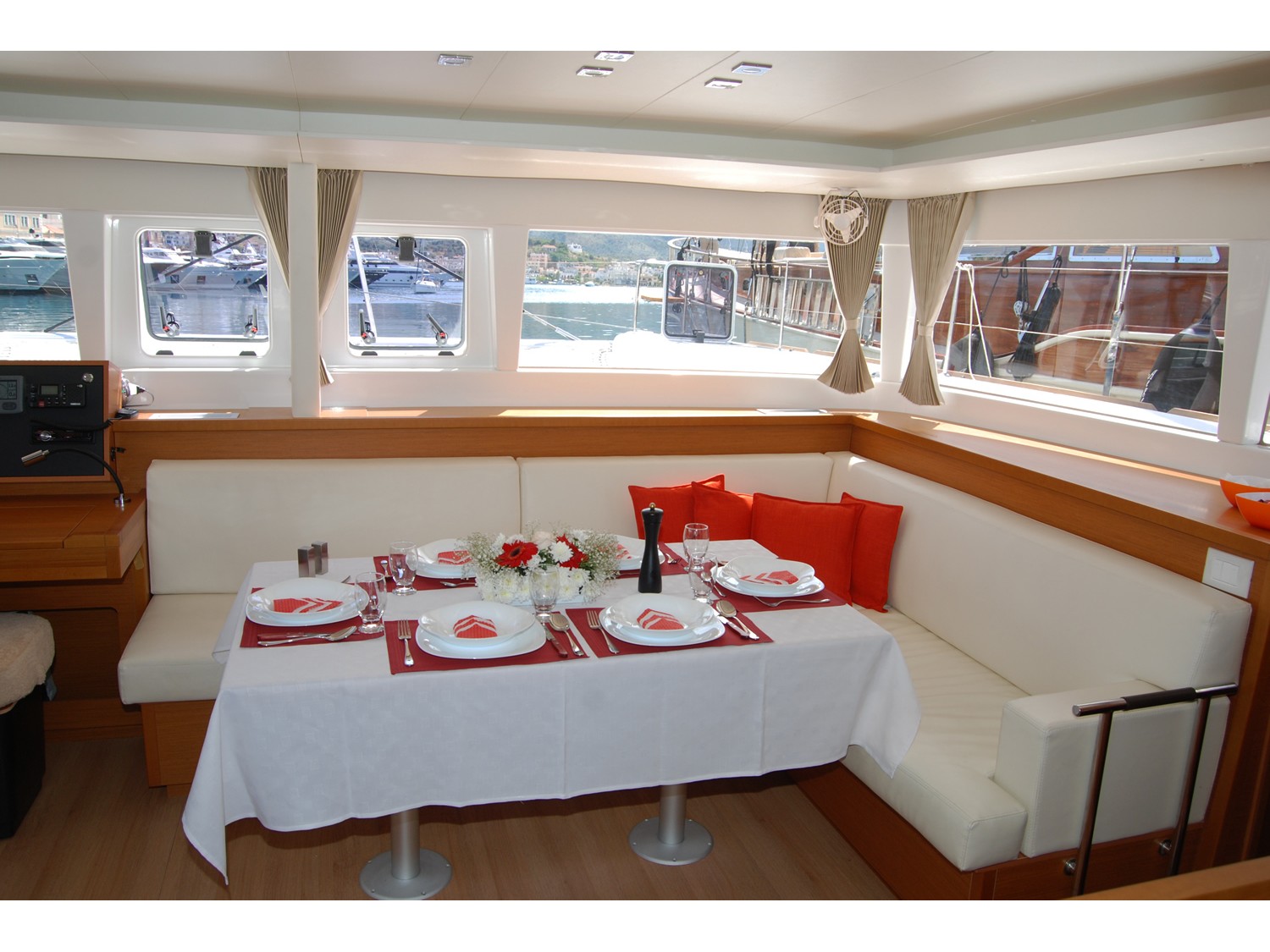 Photo #8 - Lagoon 450 Fly (AMELIA (, , Watermaker)) in Atene - 12570