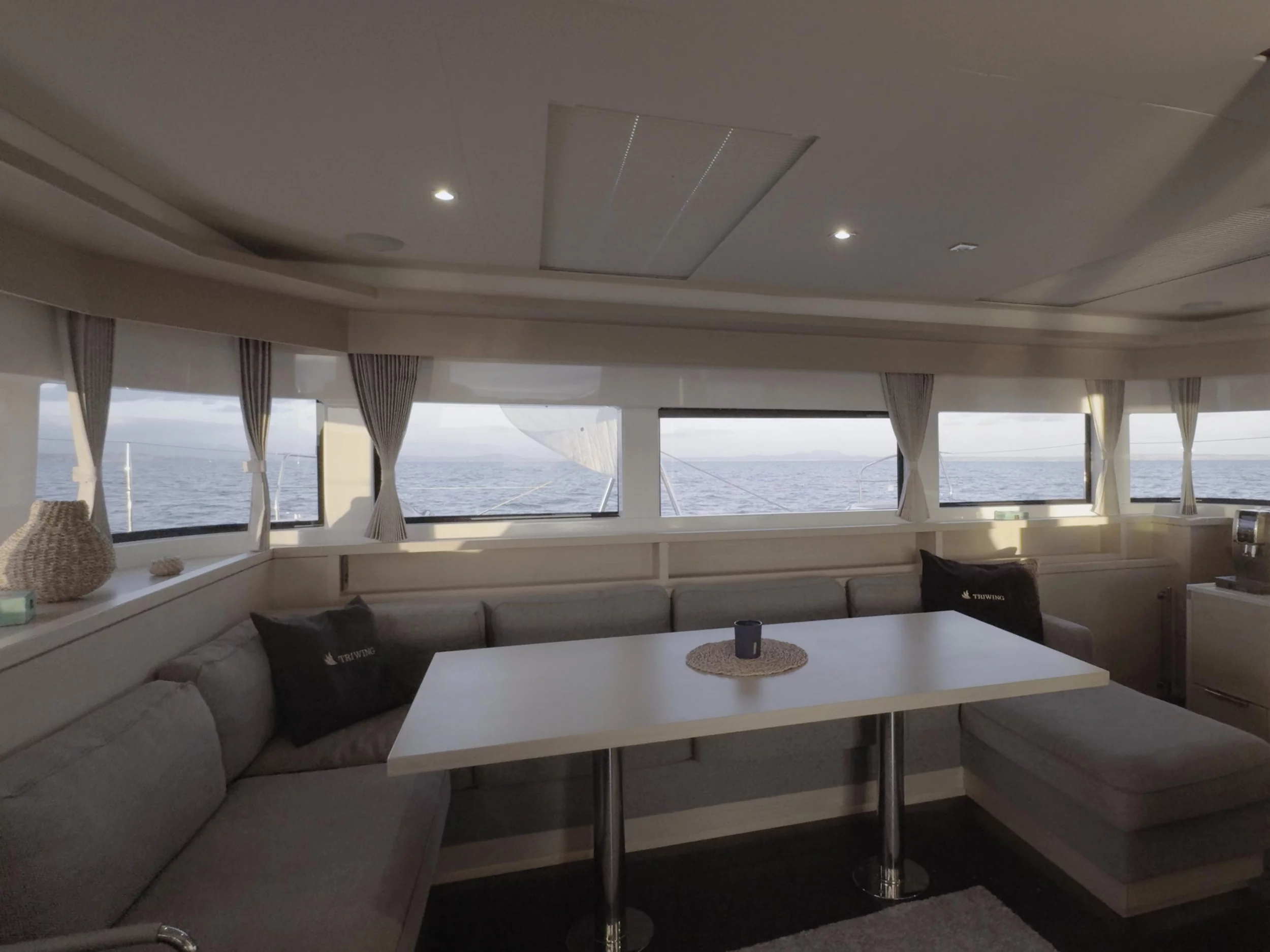 Lagoon 55 (TriWing Kamino) Interior image - 7