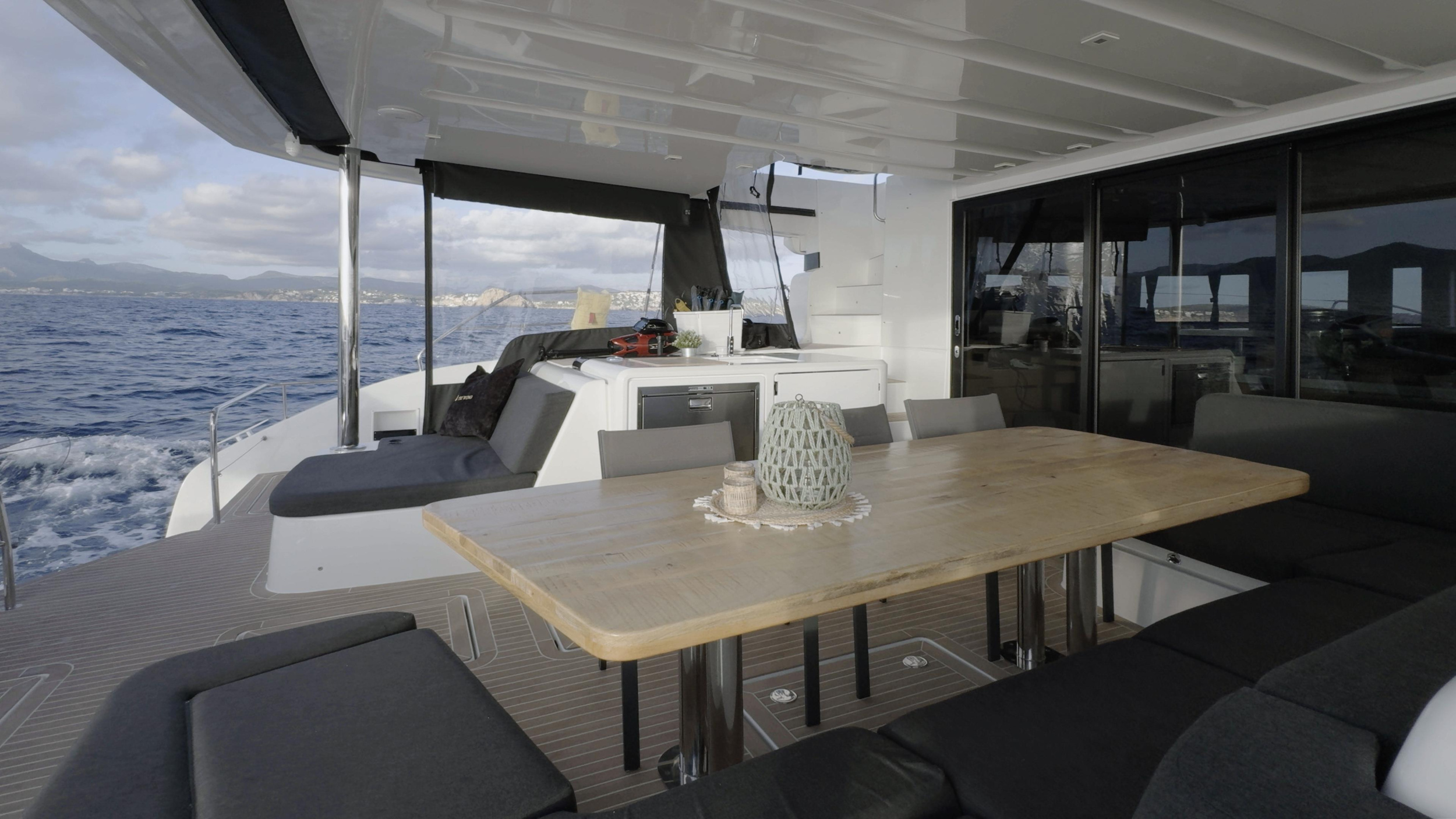 Photo #9 - Lagoon 55 (TriWing Kamino) in Palma - 61031