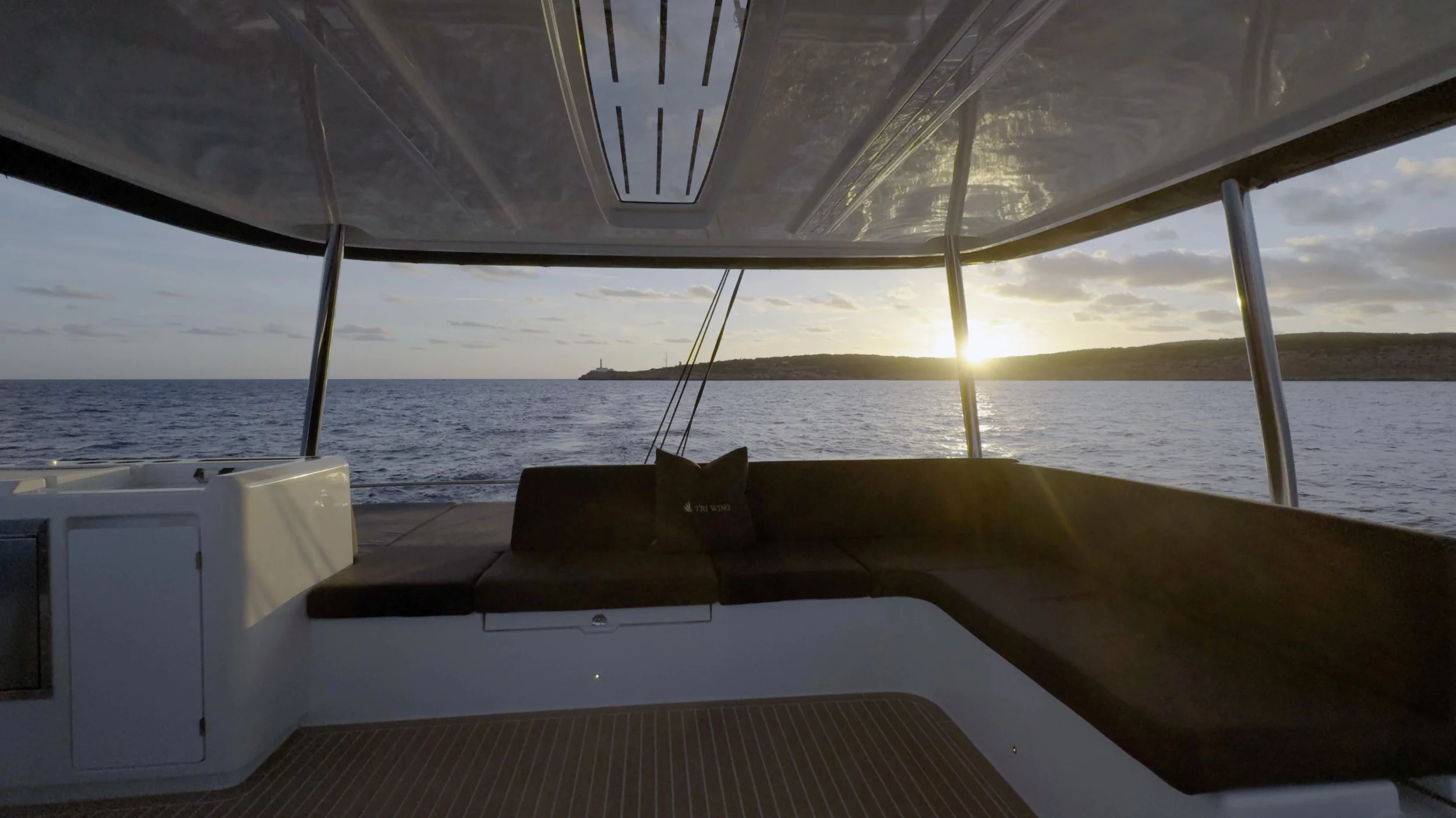 Lagoon 55 (TriWing Kamino)  - 2