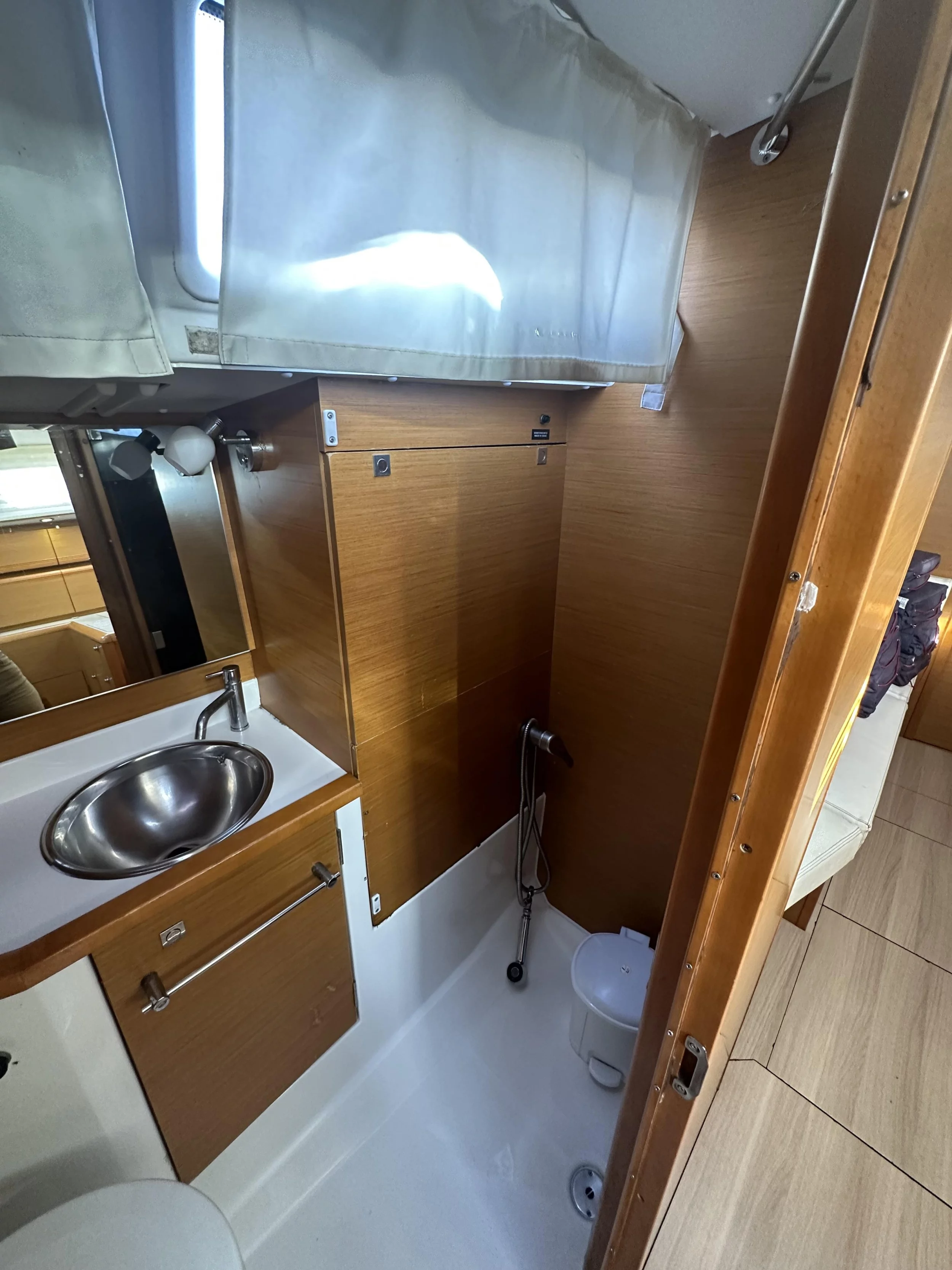 Sun Odyssey 379 (OYSTER SHELL)  - 3