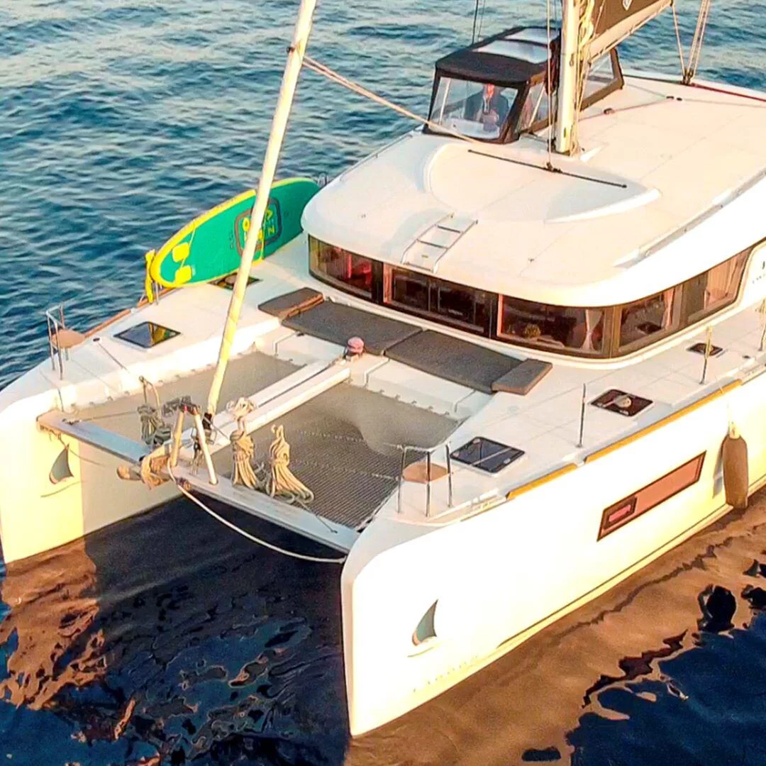 Lagoon 40 (WHITE)  - 11