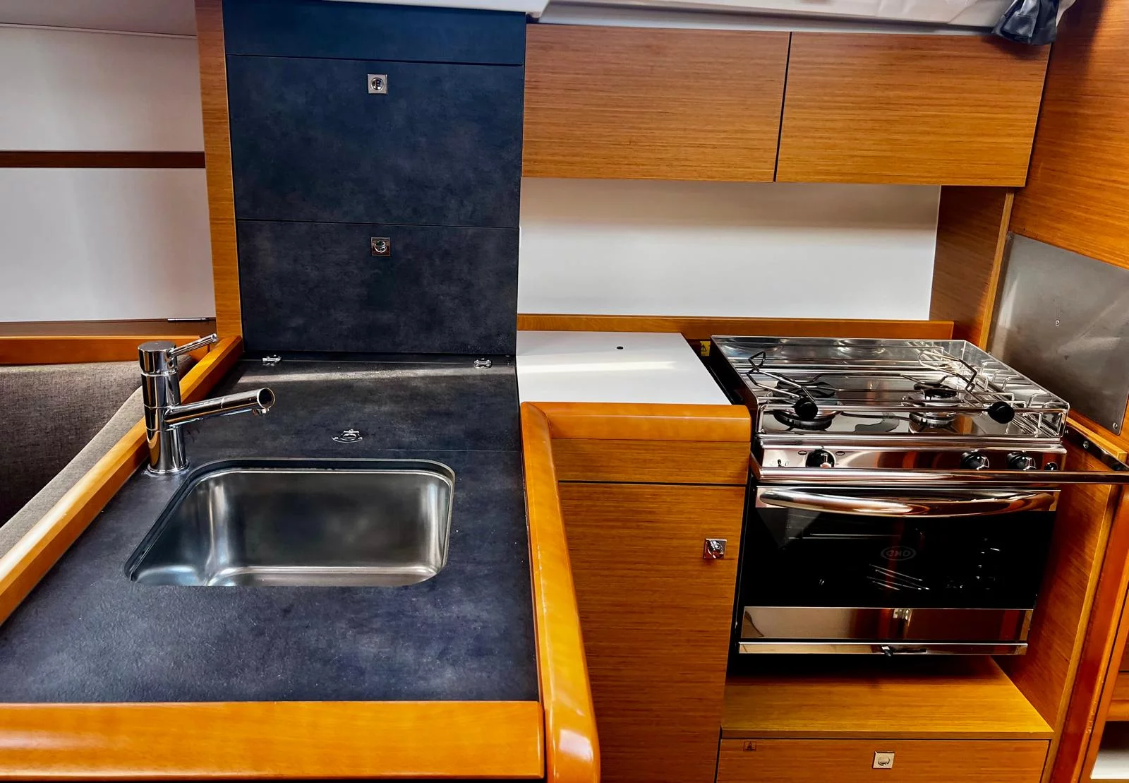 Sun Odyssey 349 (Waira)  - 5