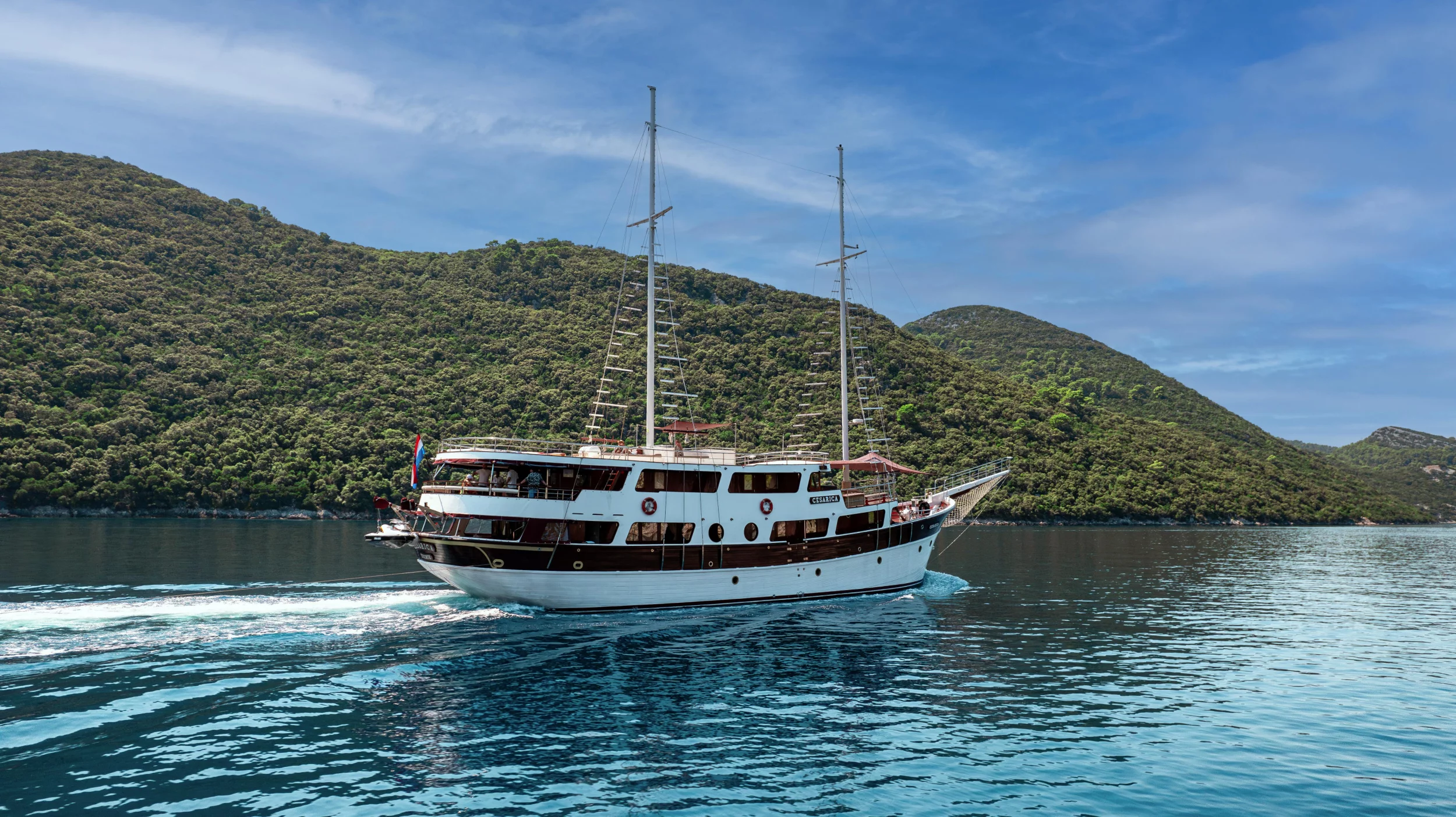 M/Y (Cesarica)  - 12