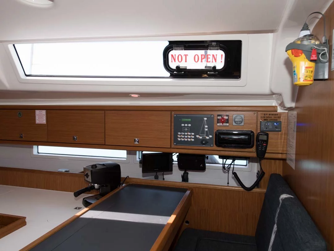 Bavaria Cruiser 56 (ENJOY) Interior image - 2