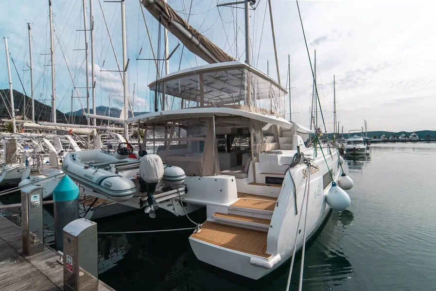 Lagoon 46 (St. Tatiana)  - 18