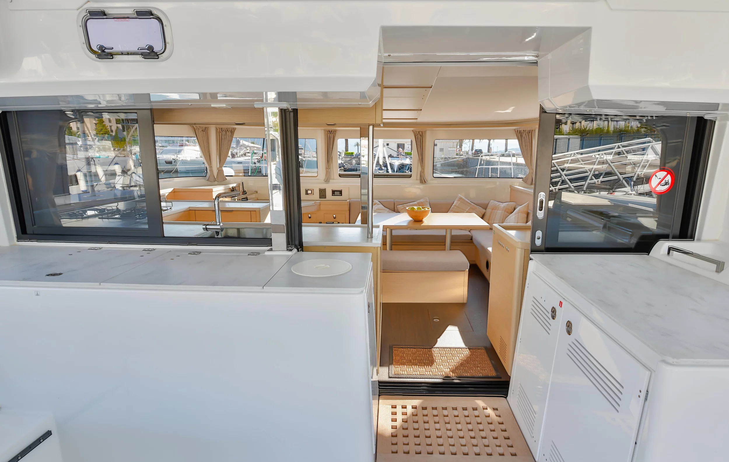 Lagoon 46 (St. Tatiana)  - 19