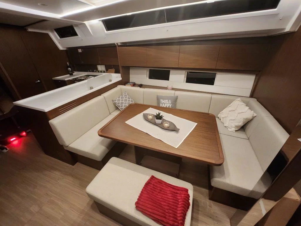 Bavaria C45 Style (Wahlheimat) Interior image - 15