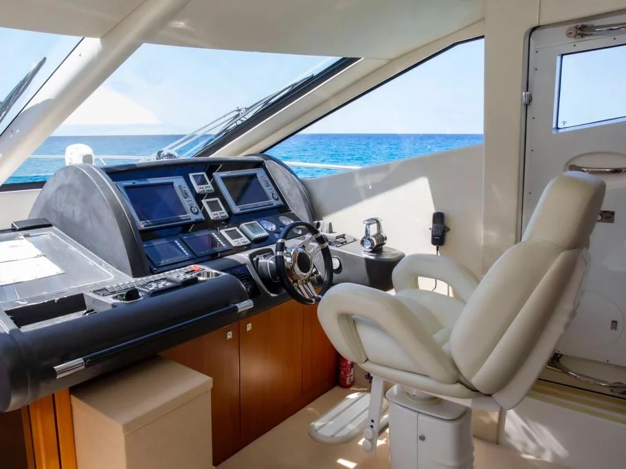 Sunseeker Manhattan 63 (Midnight Summer Dream)  - 24