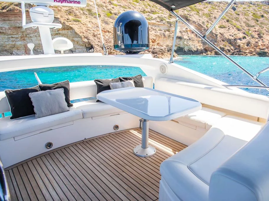 Sunseeker Manhattan 63 (Midnight Summer Dream)  - 19