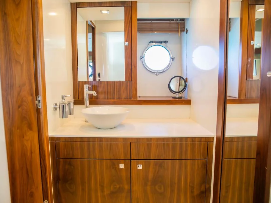 Sunseeker Manhattan 63 (Midnight Summer Dream)  - 6